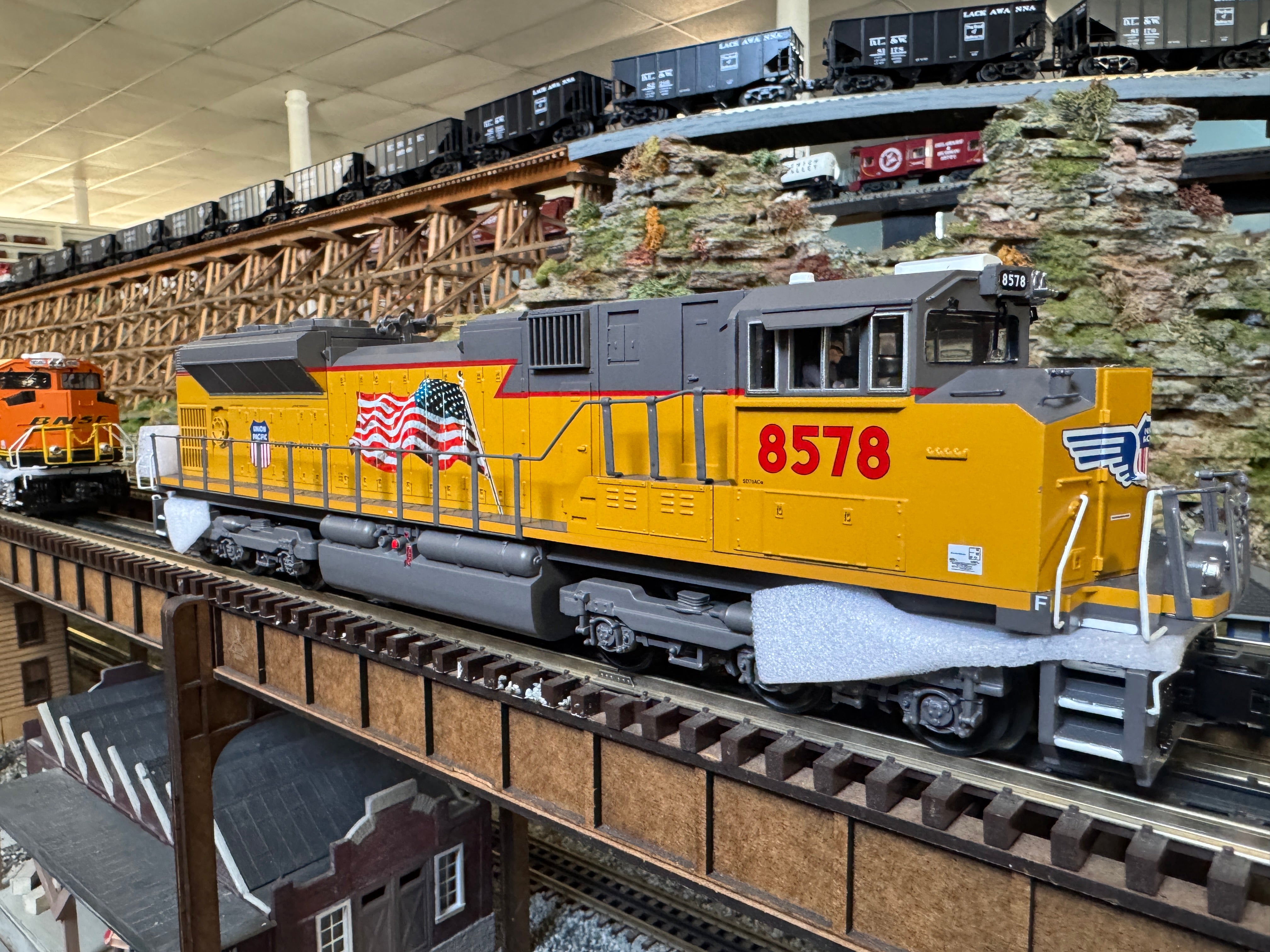 MTH 30-21232-1 - SD70ACe Imperial Diesel Engine "Union Pacific" #8578 w/ PS3