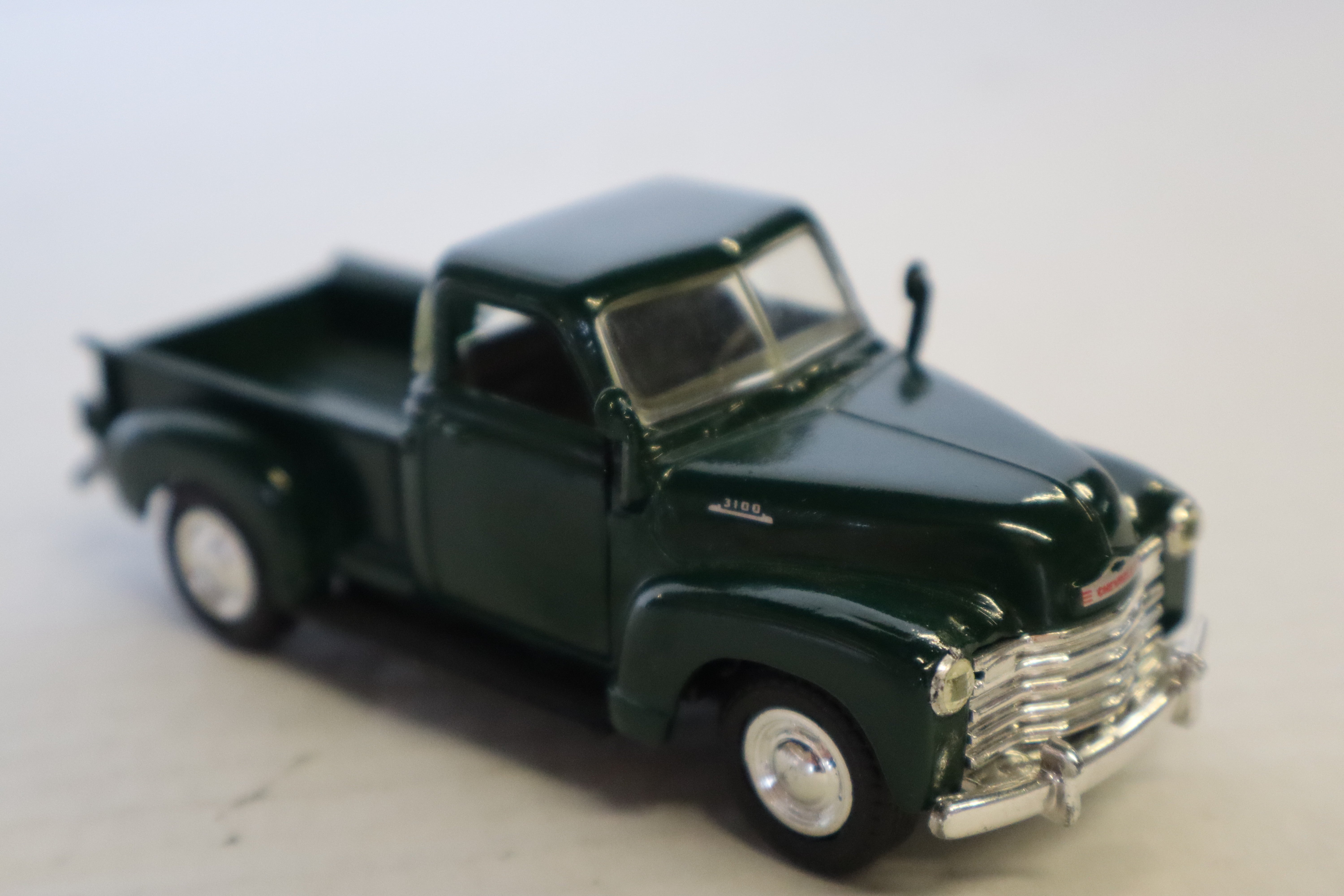 Road Champs Chevrolet C3100 Pickup Truck (Green)-Second hand-M8263
