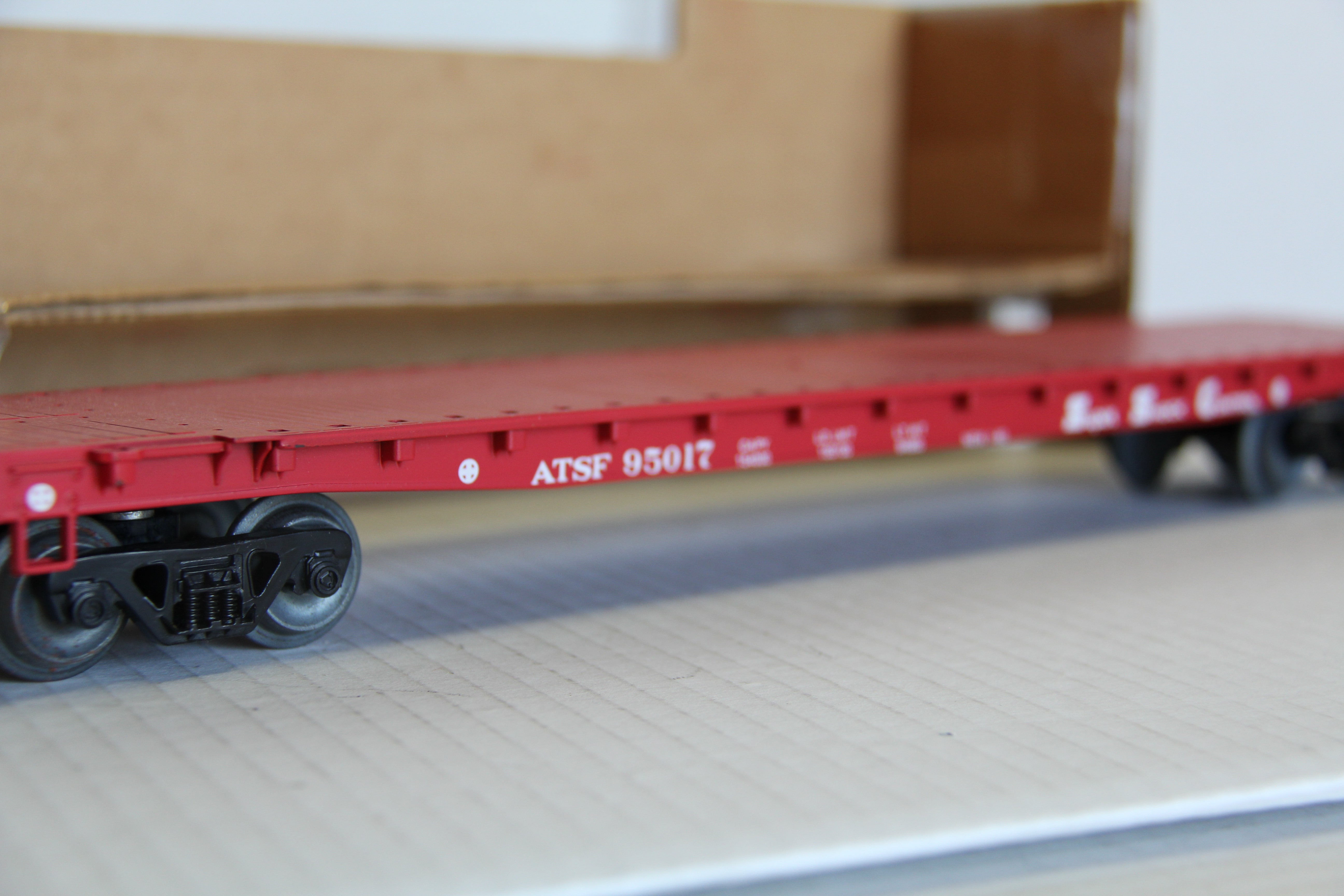 Weaver #4076 Santa Fe Flatcar-Second hand-M5922