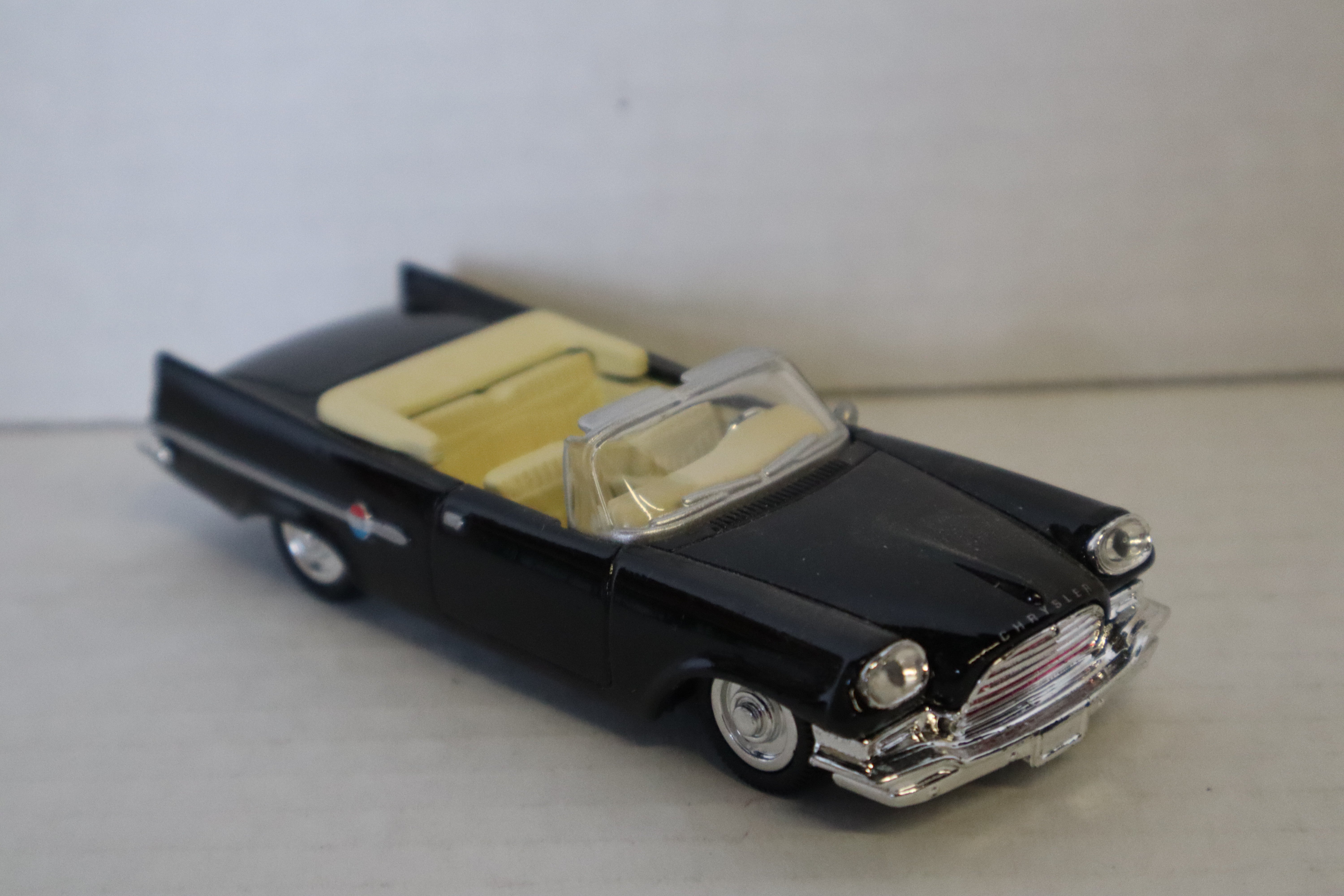 1959 Chrysler 300E Convertible (Black)-Second hand-M8275