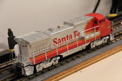 Rail King RK-2004 Santa Fe Dash-8  3 Rail Diesel-Second hand-M5952 - MrMuffin'sTrains