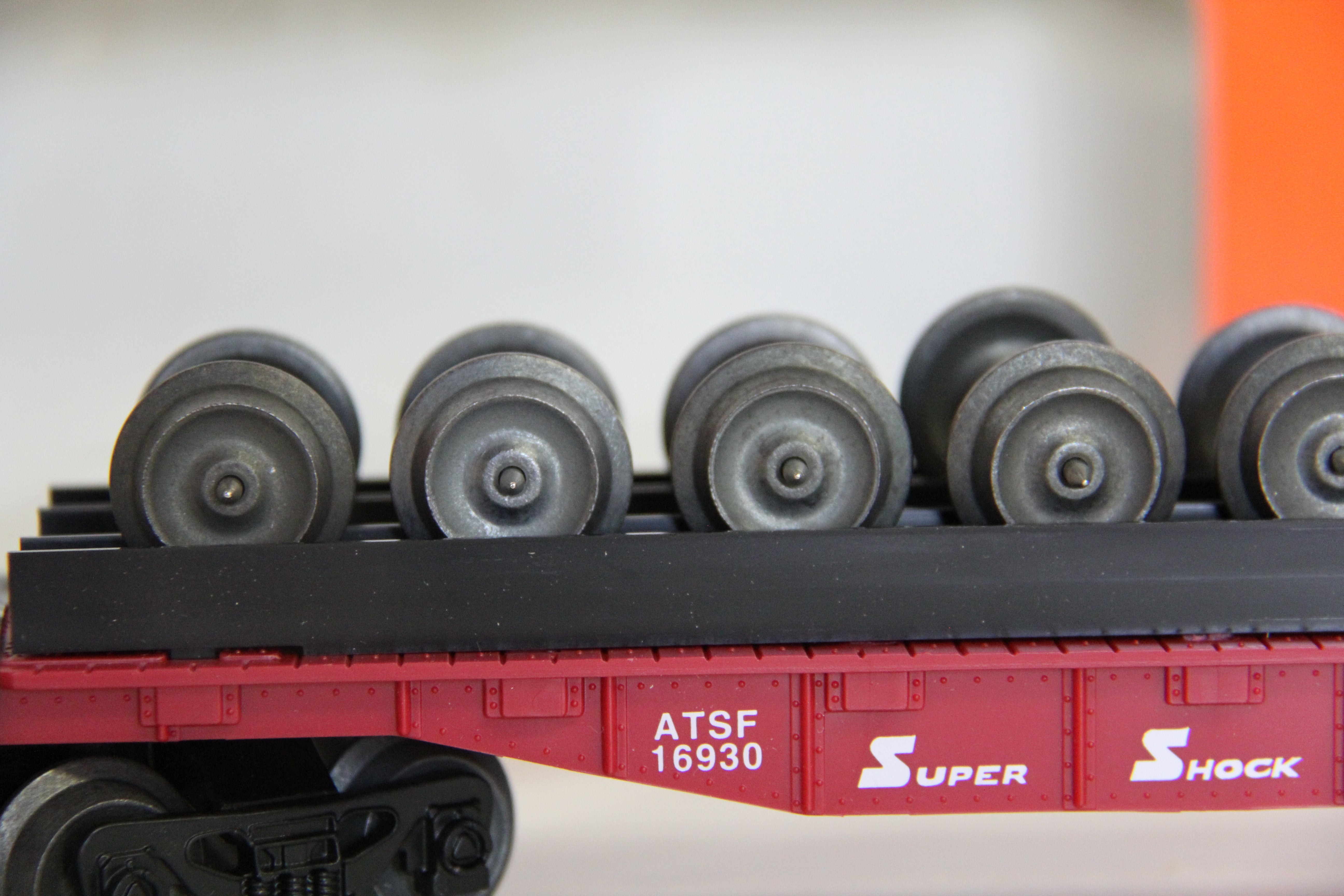 Lionel 6-16930 Santa Fe Wheel Car-Second hand-M5939