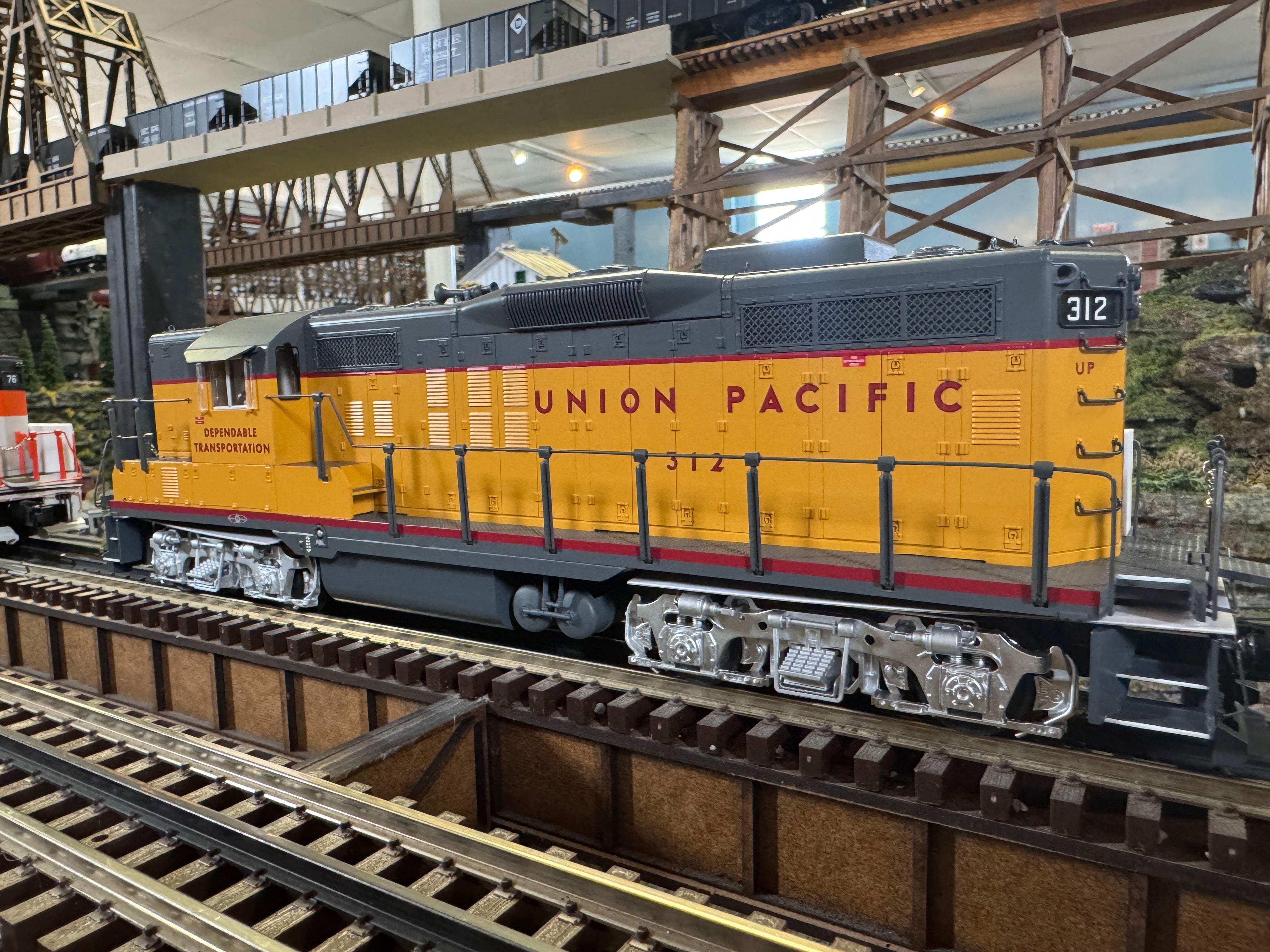 Lionel 2433411 - Legacy GP9 Diesel Locomotive "Union Pacific" #310