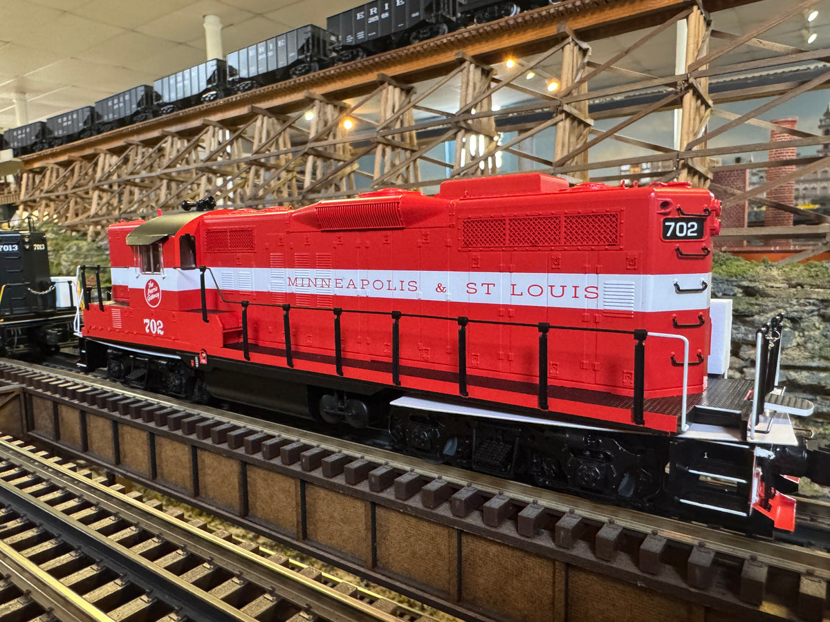 Lionel 2433382 - Legacy GP9 Diesel Locomotive "Minneapolis & St Louis" #705 - MrMuffin'sTrains