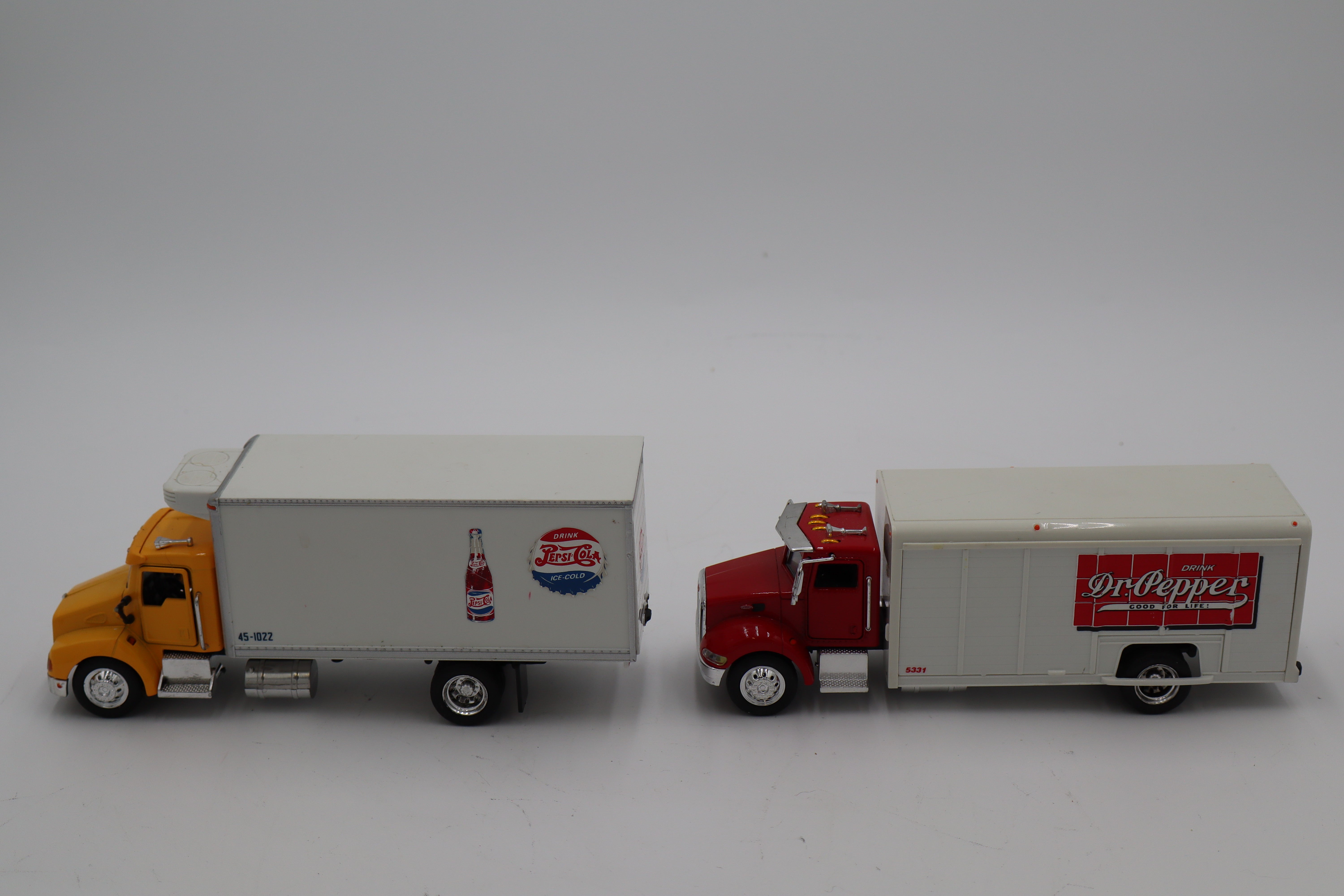 Truck Lot-Second hand-M20320