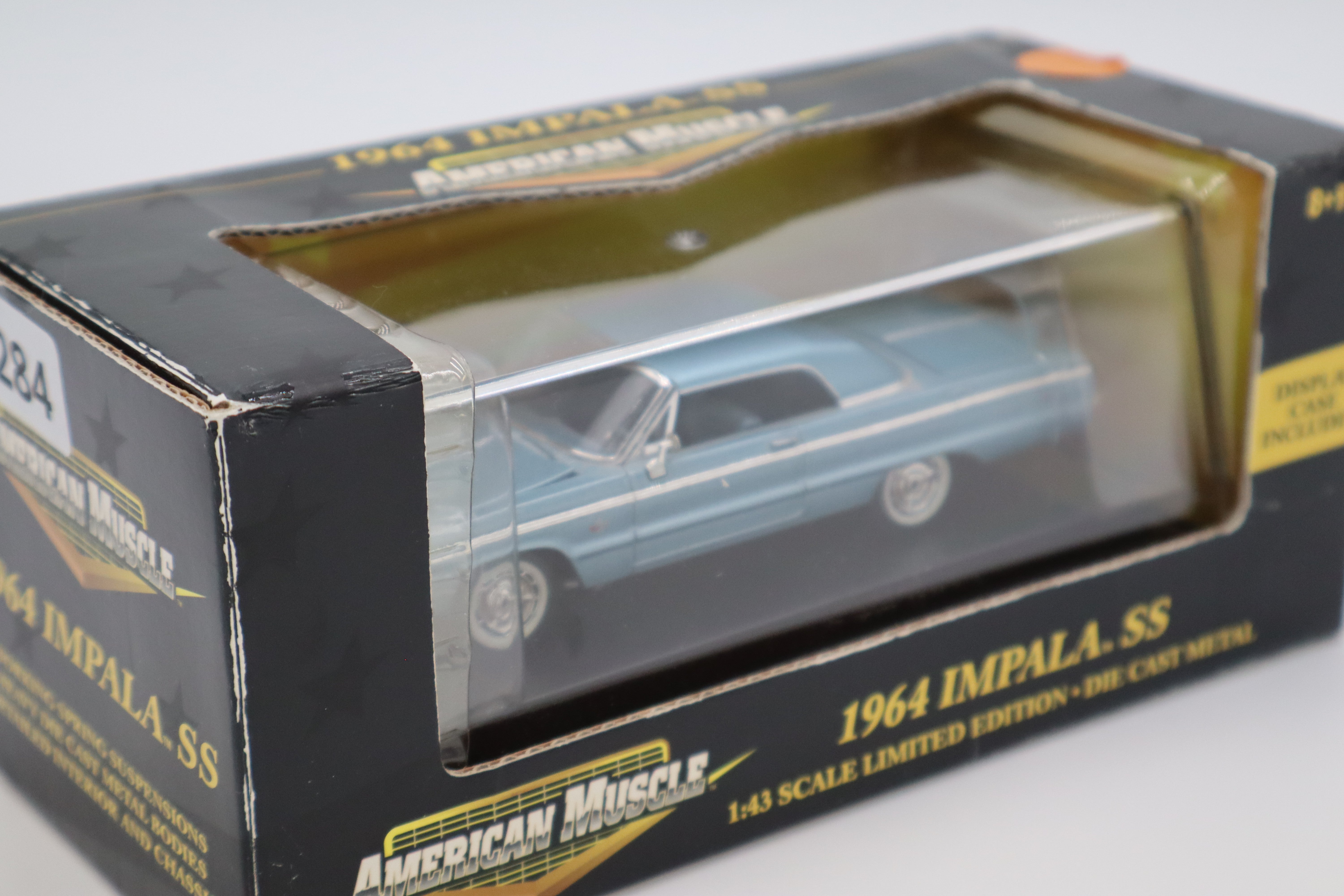 Ertl American Muscle 1964 Impala SS -Baby Blue-Second hand-M8284