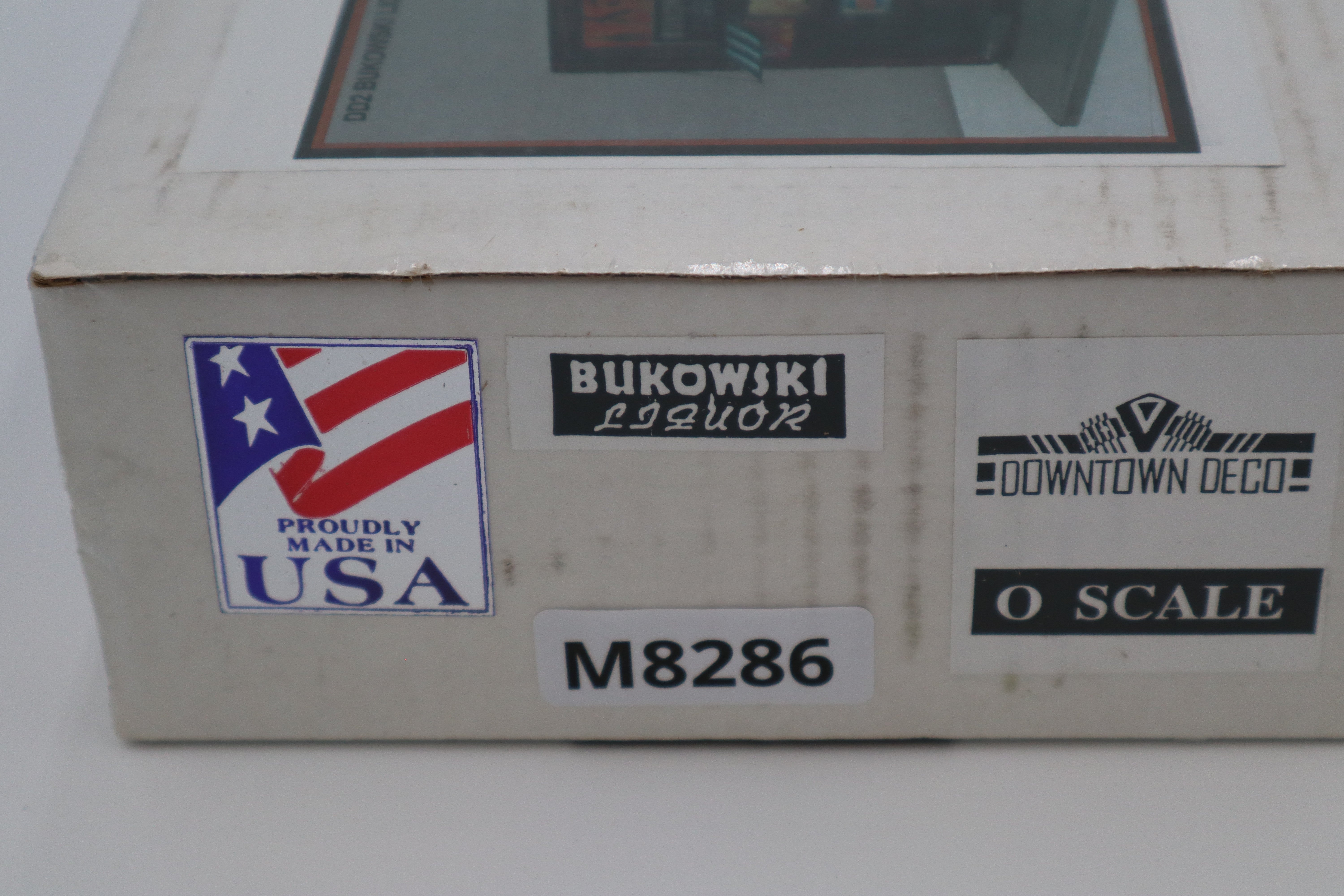Downtown Deco #DD2 "Bukowski Liquor" O Scale Model Kit-Second hand-M8286