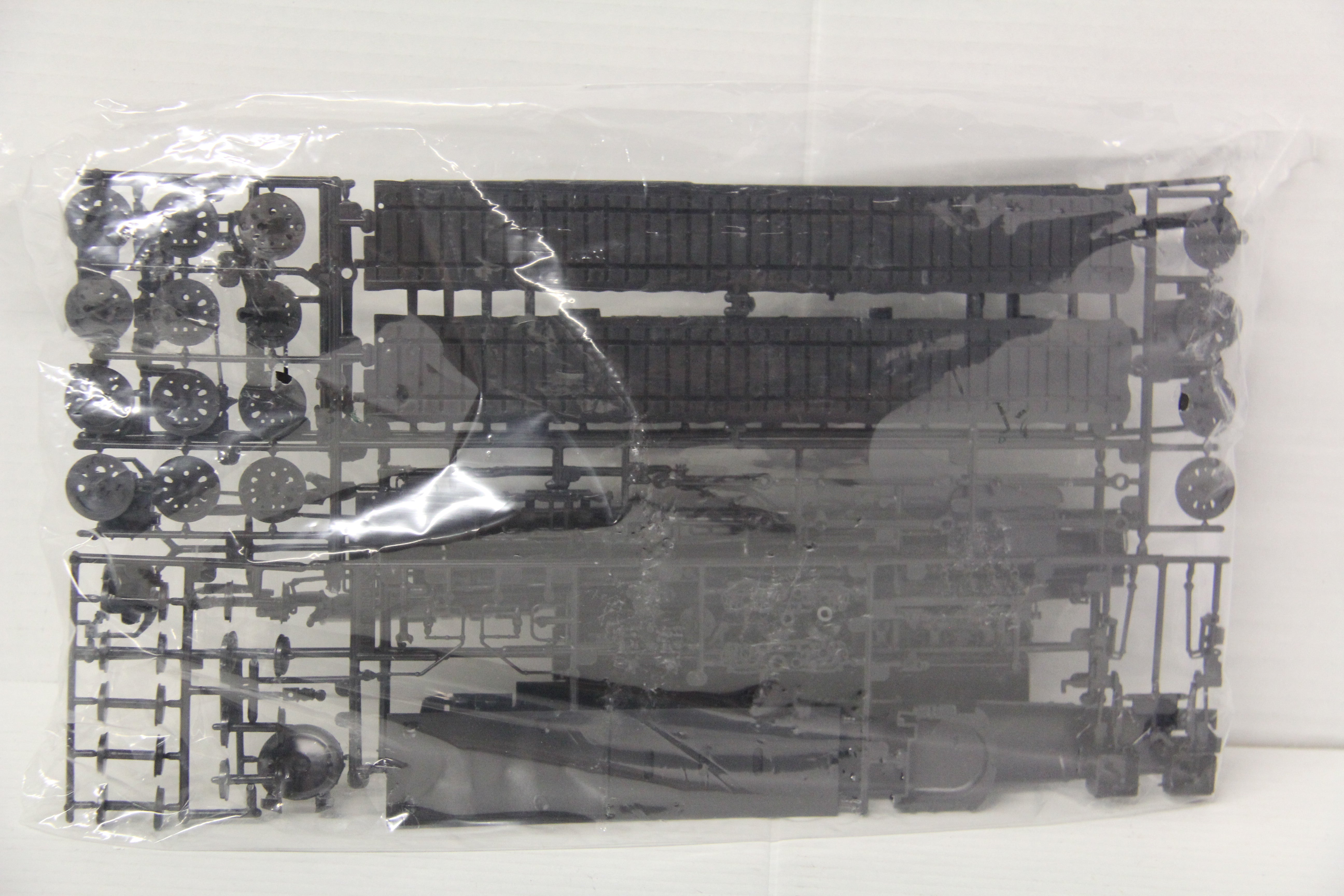 2003 Revell #02165 Big Boy Locomotive 1:87 Plastic Model Kit-Second hand-M7214