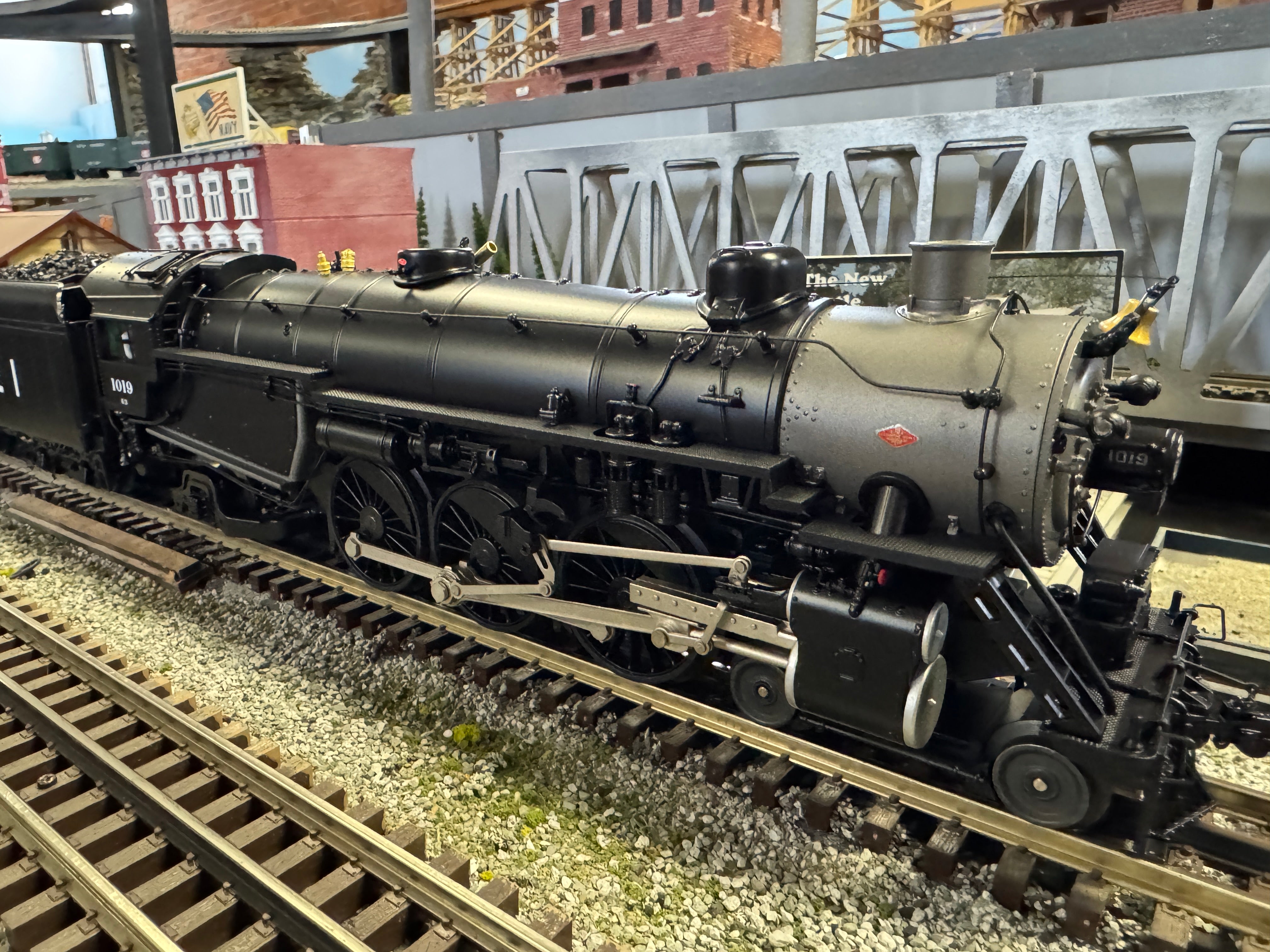 MTH 20-3935-1 - 4-6-2 P47 Baldwin Pacific Steam Engine "Chicago & Eastern Illinois" #1019 w/ PS3