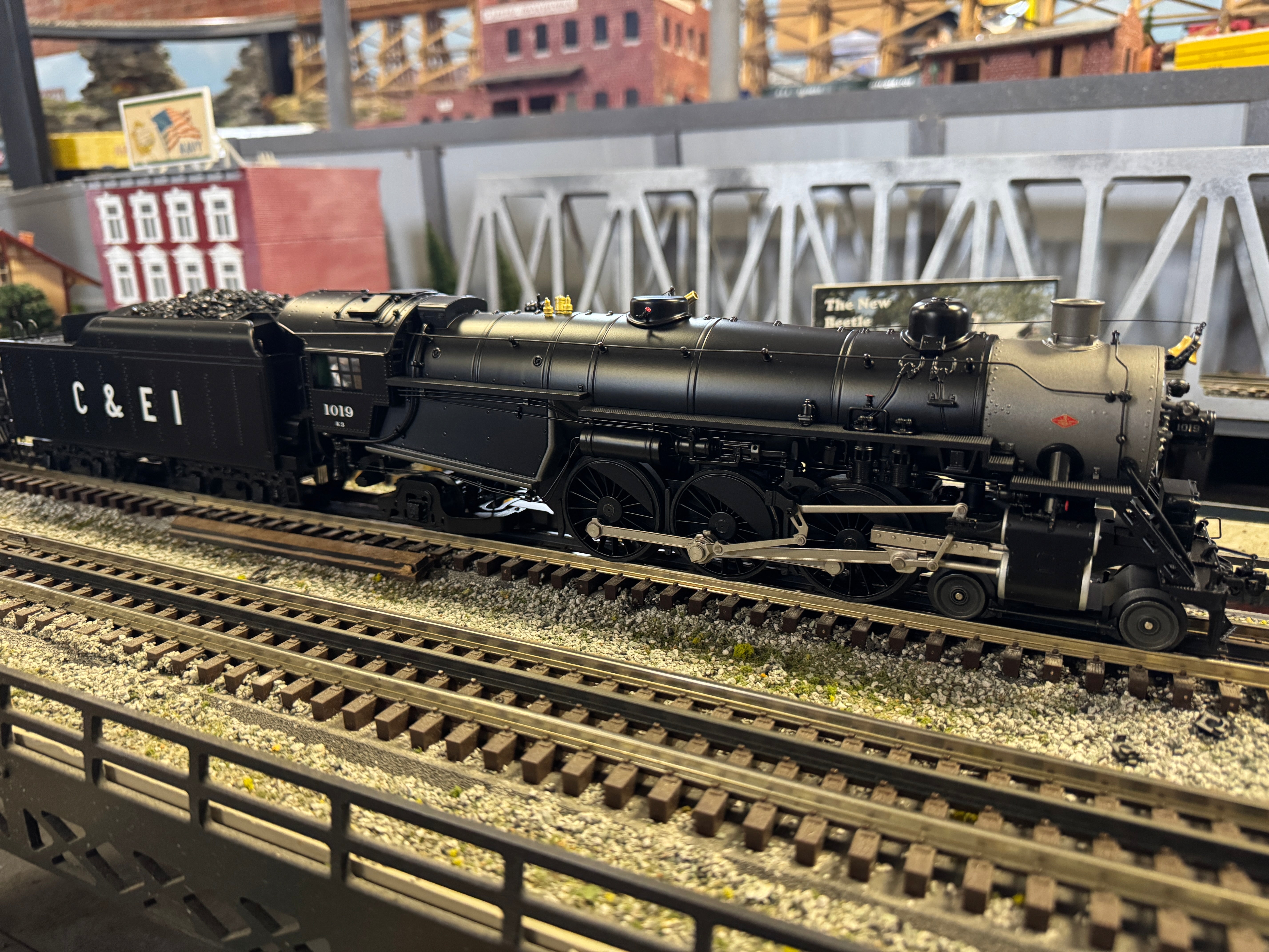 MTH 20-3935-1 - 4-6-2 P47 Baldwin Pacific Steam Engine "Chicago & Eastern Illinois" #1019 w/ PS3