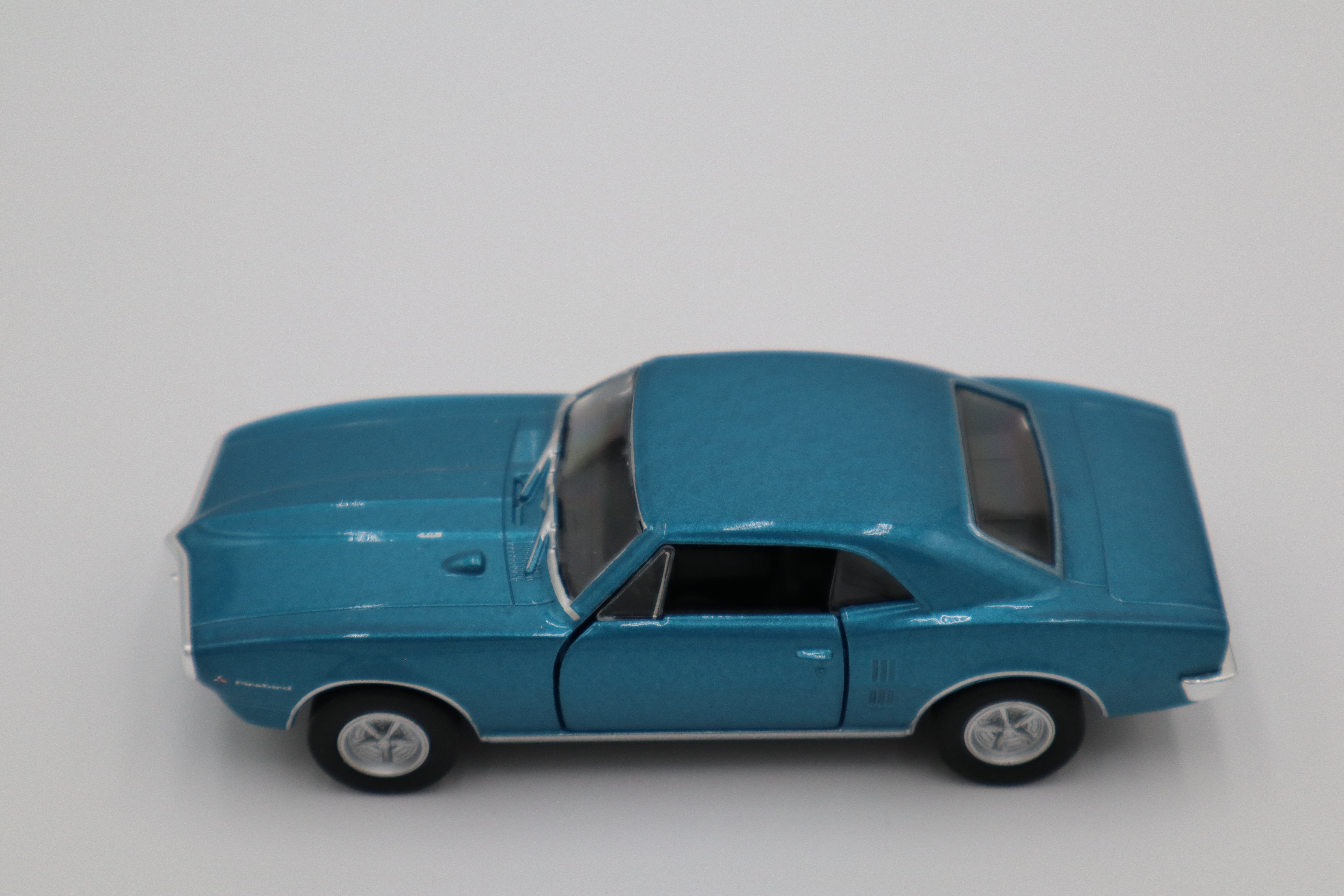Welly #48715  1967 Pontiac Firebird (Blue)-Second hand-M8294