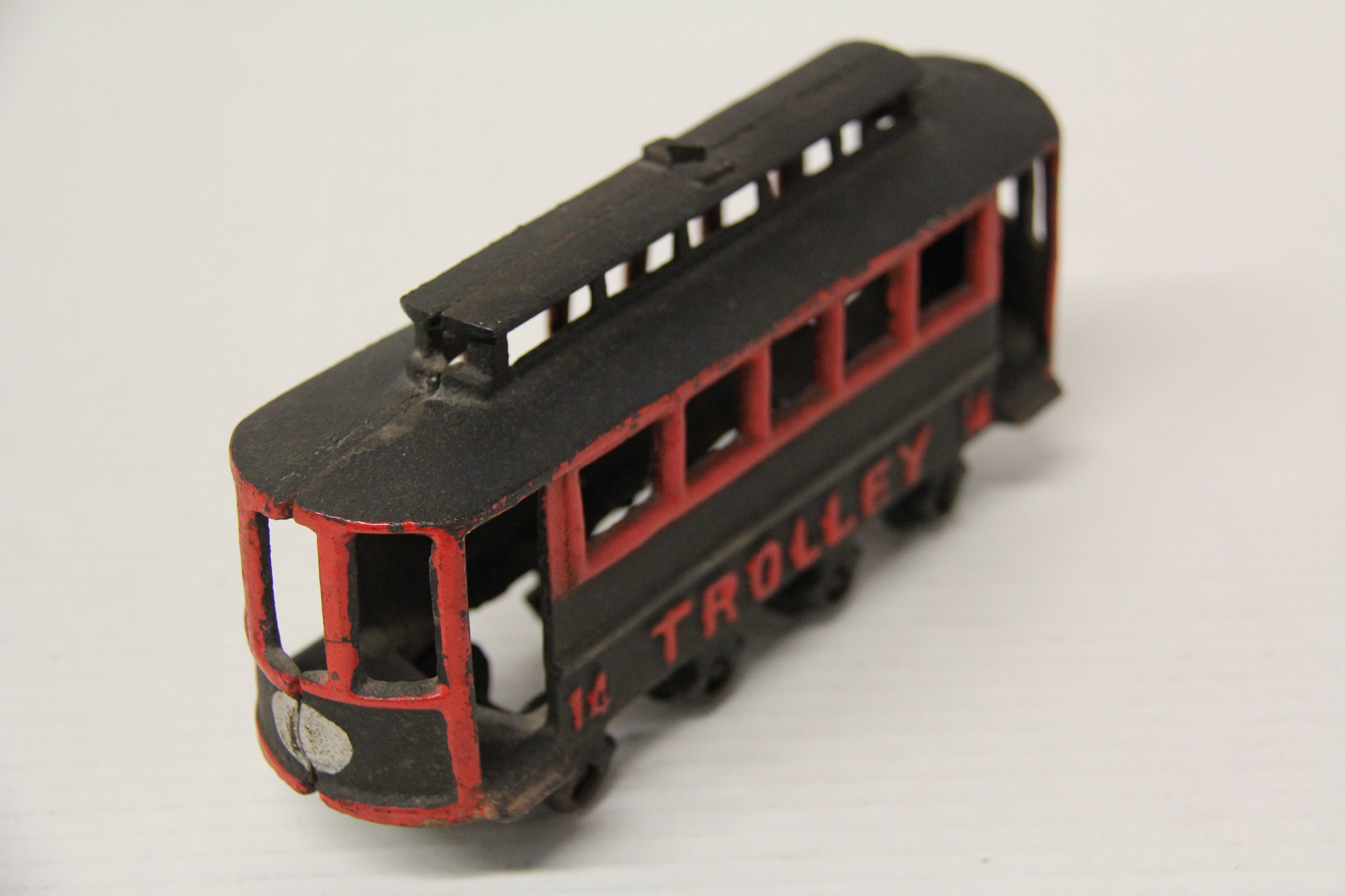 Antique Cast Iron Trolley #14 (Unmarked)-Second hand-M7216