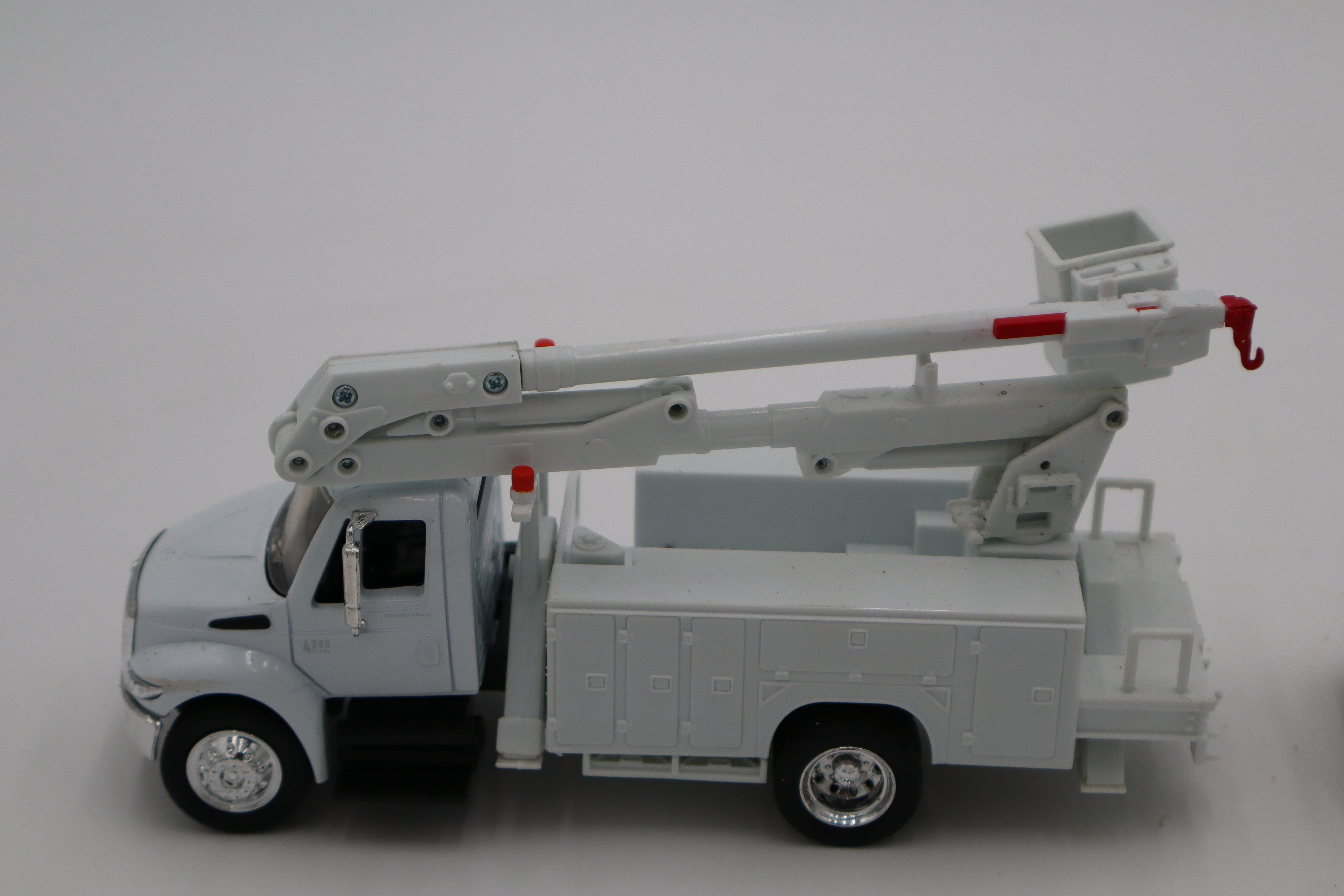 Various Lot 8-Second hand-M20331