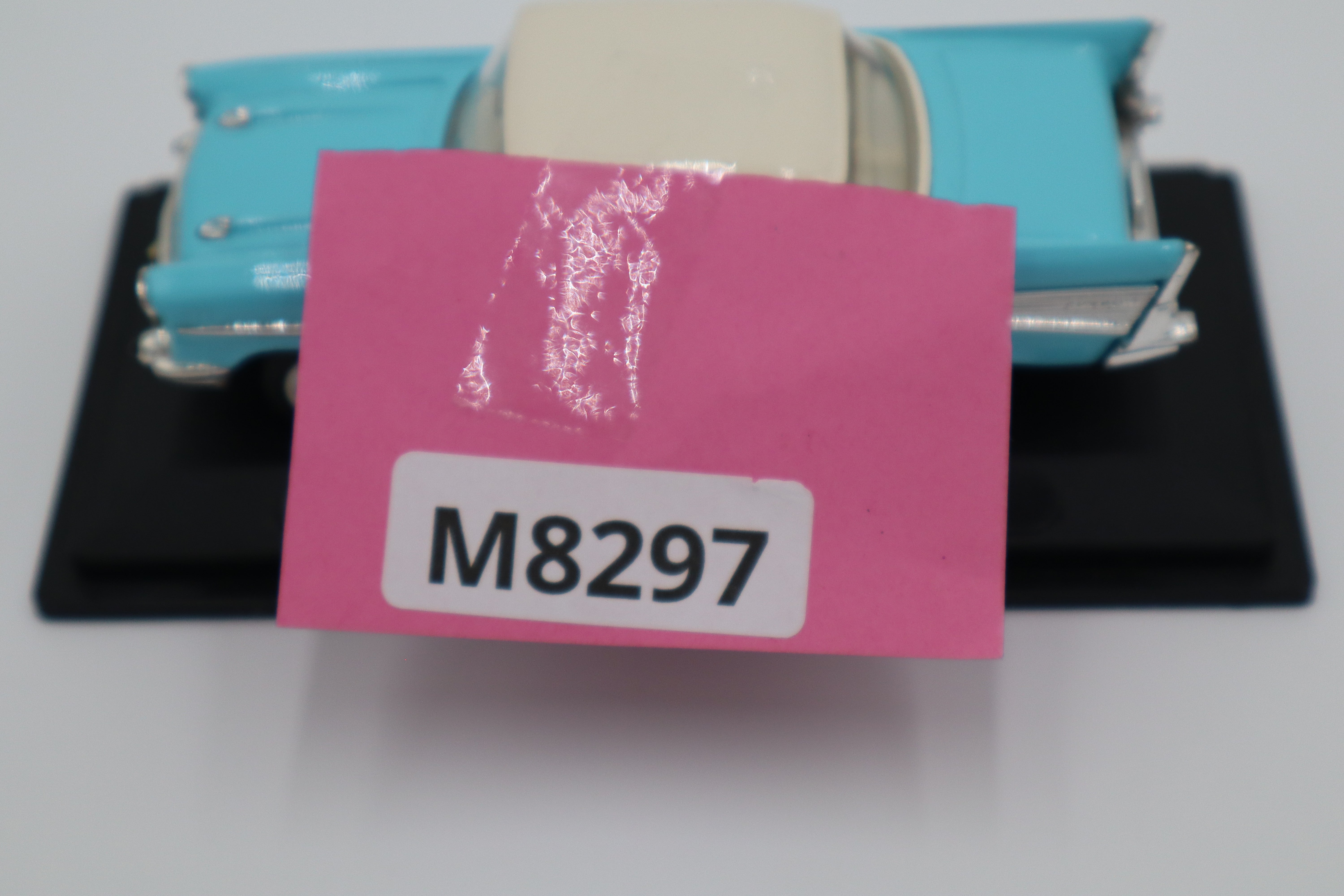 Yatming 1957 Chevrolet Bel Air Sedan (Blue/White)-Second hand-M8297
