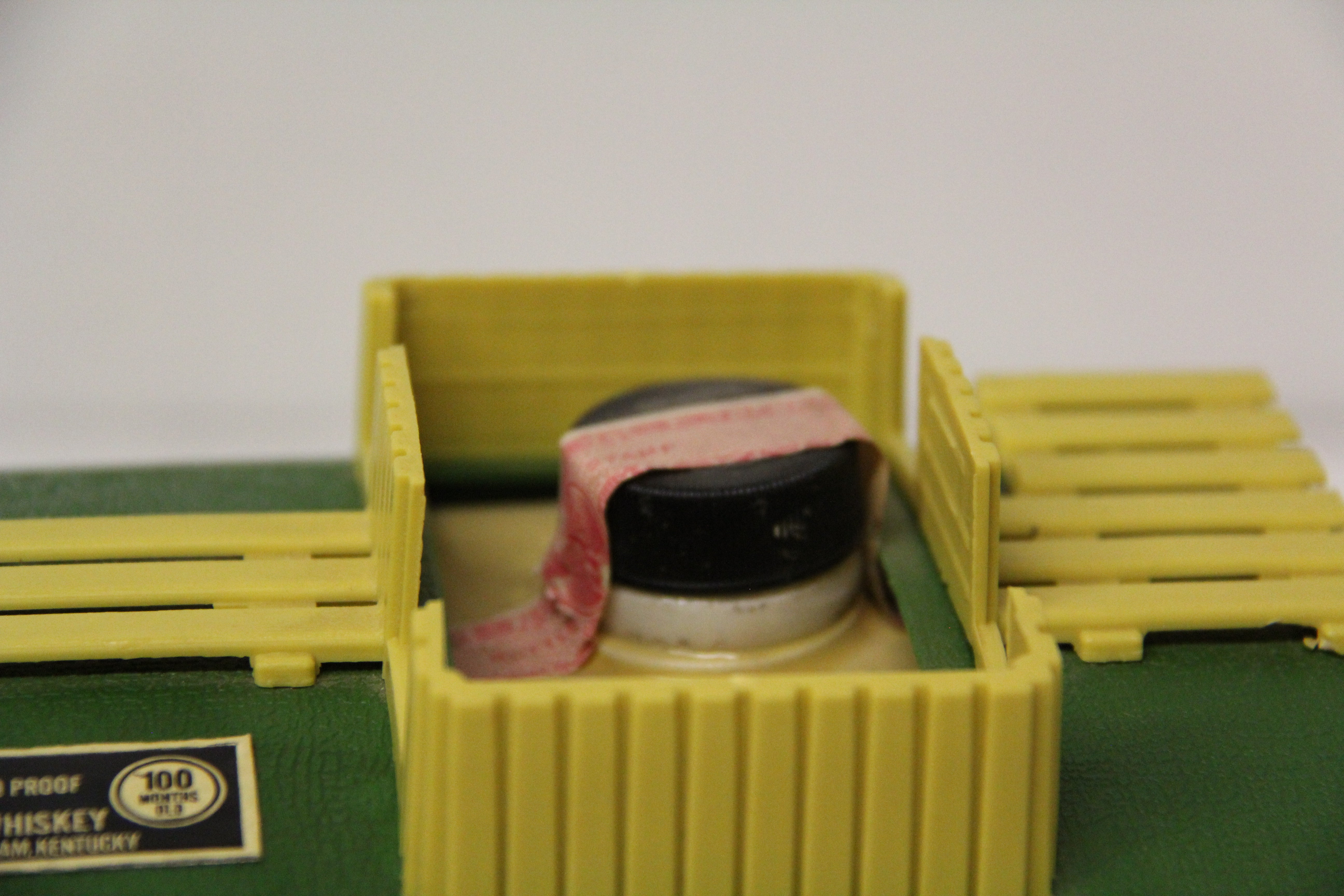 1984 Jim Beam Jersey & Western Caboose #285 Decanter-Second hand-M7221 - MrMuffin'sTrains