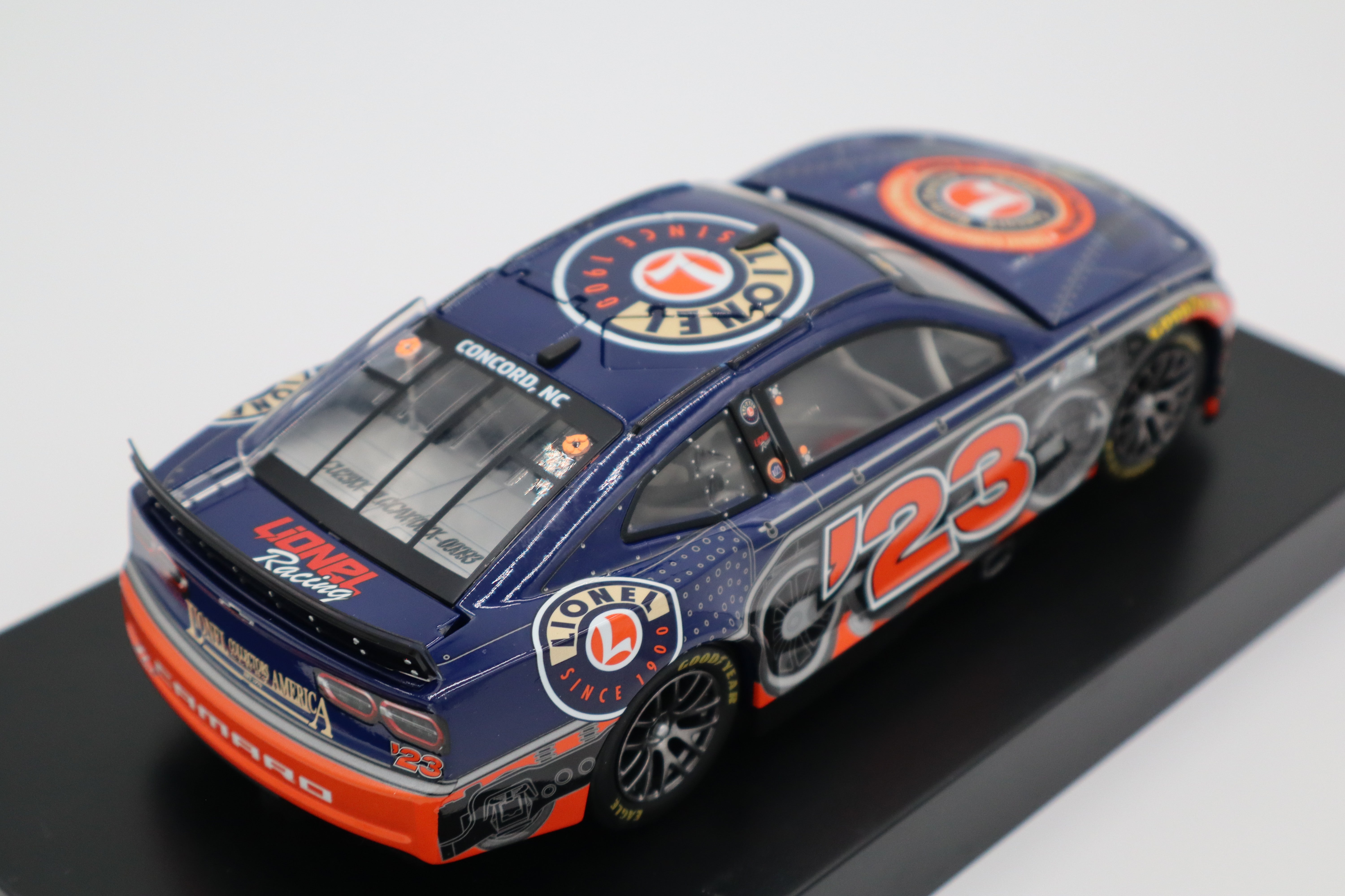 2023 Lionel Racing LCCA Camaro ZL1 Racing Car #23-1:24 Scale-Second hand-M8300