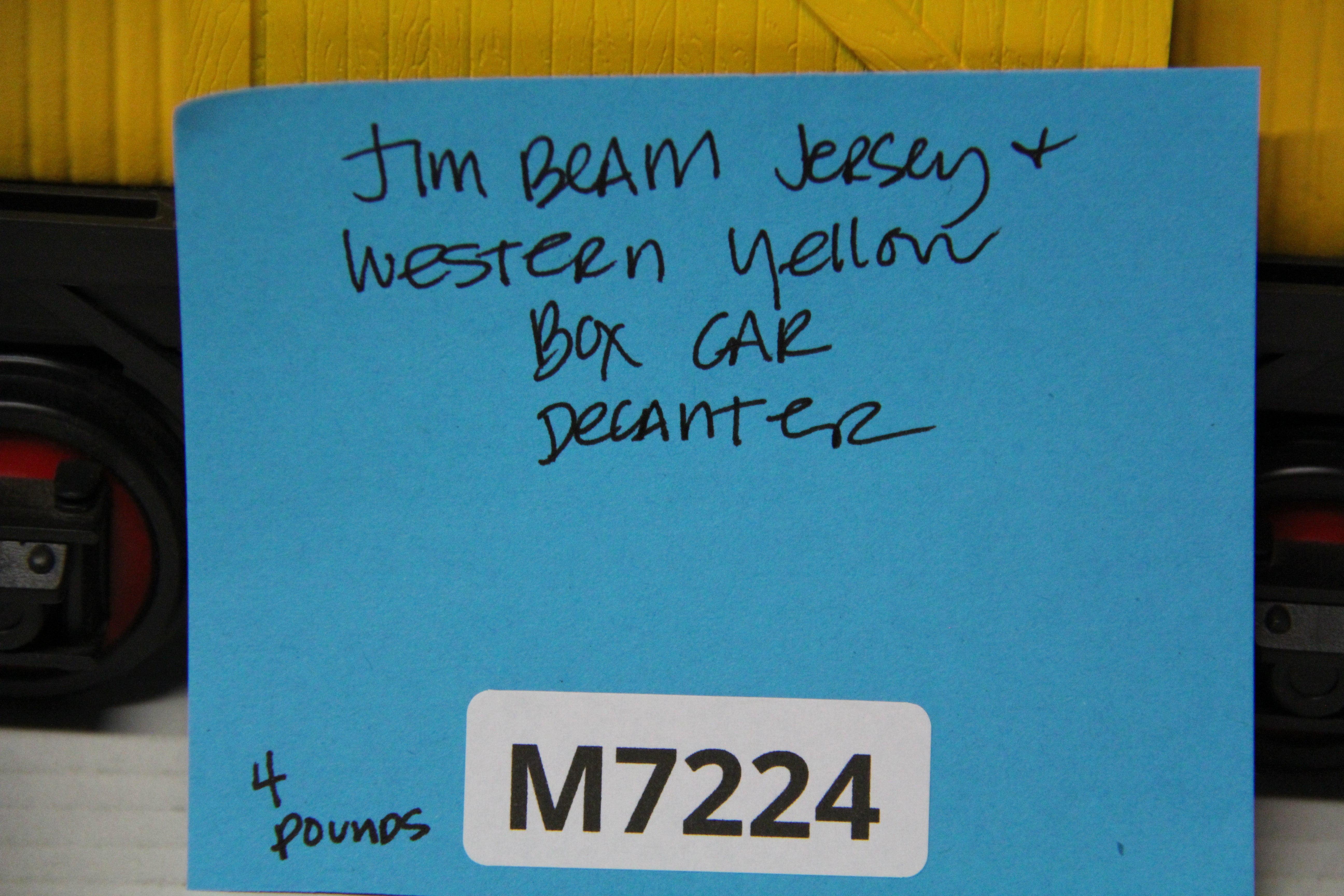 Jim Beam Jersey & Western Yellow Box Car Decanter-Second hand-M7224 - MrMuffin'sTrains