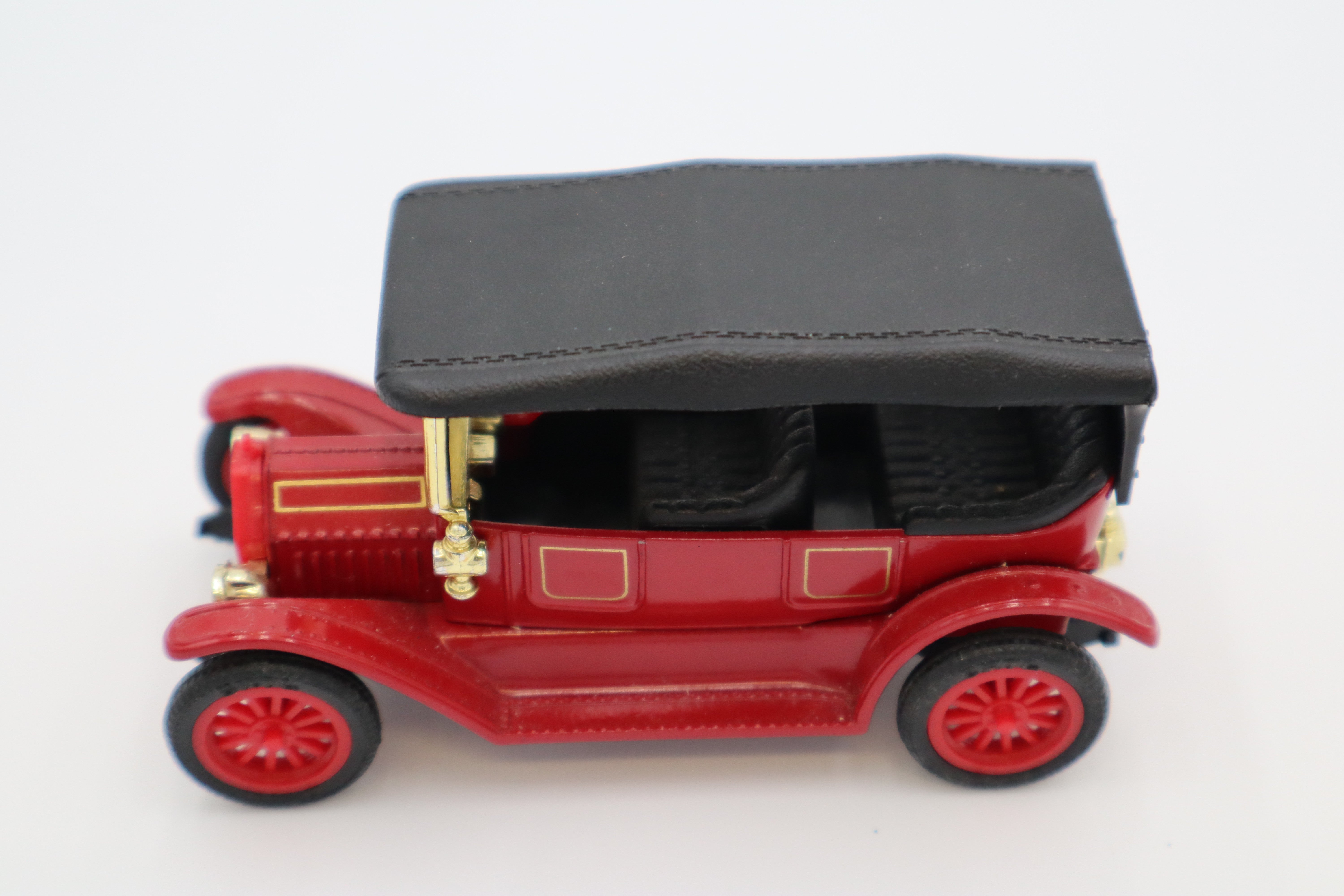 Ertl 1912 Buick Model 35 (Red/Black)-Second hand-M8306