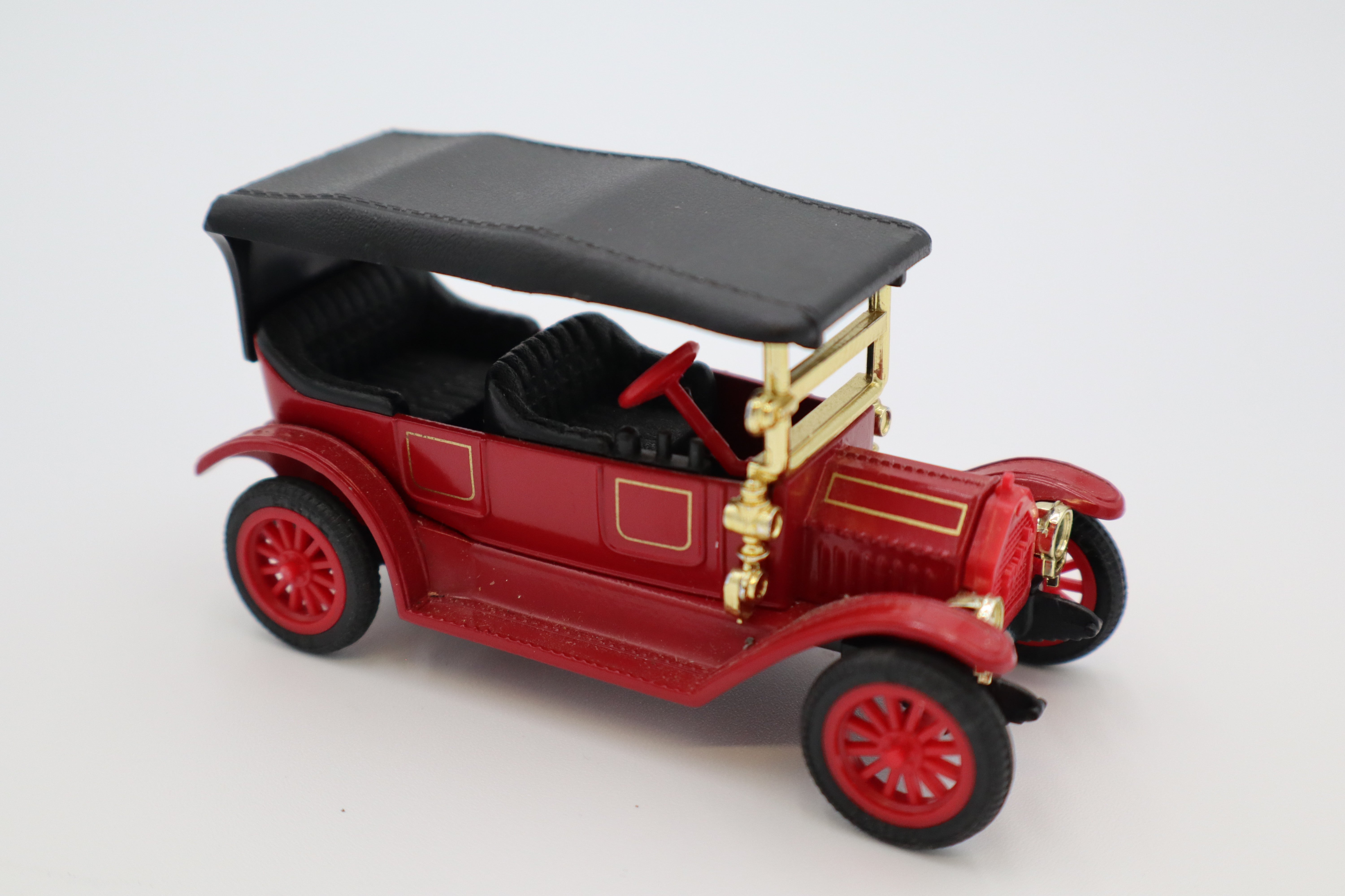Ertl 1912 Buick Model 35 (Red/Black)-Second hand-M8306