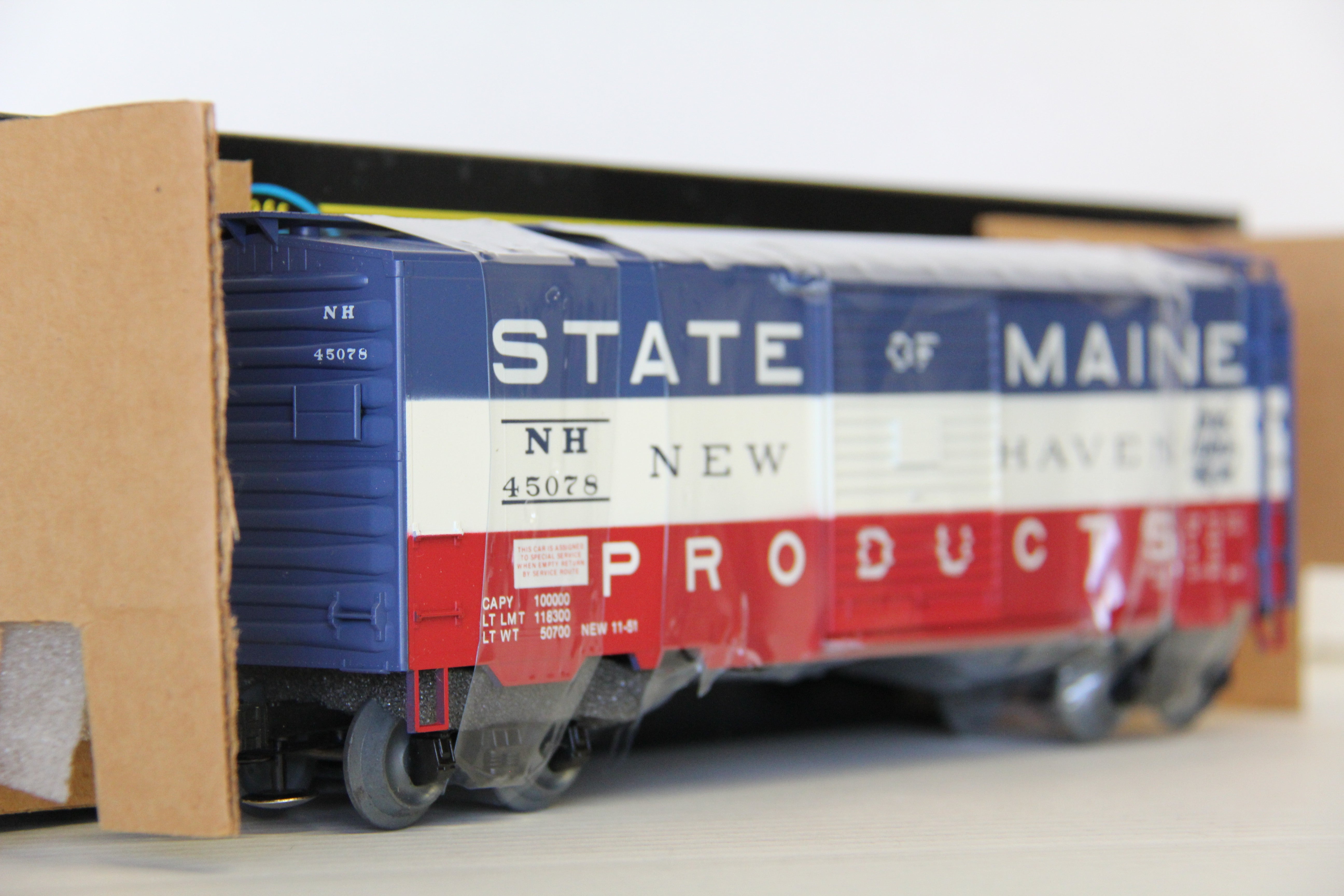 Weaver #3082 New Haven State of Main PS-1 40' Boxcar-Second hand-M5970