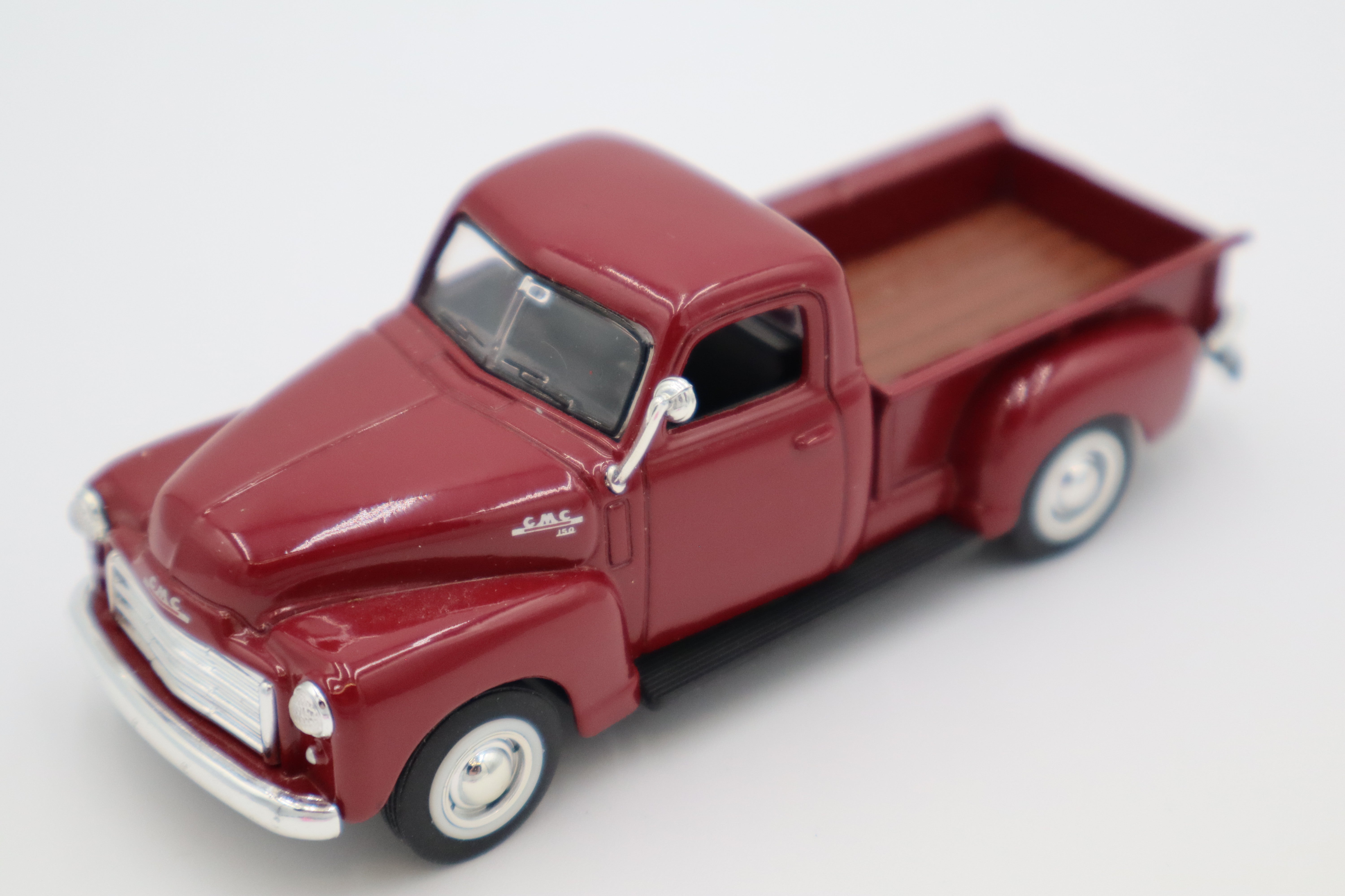 Yatming 1950 GMC Pickup (Maroon)-Second hand-M8309
