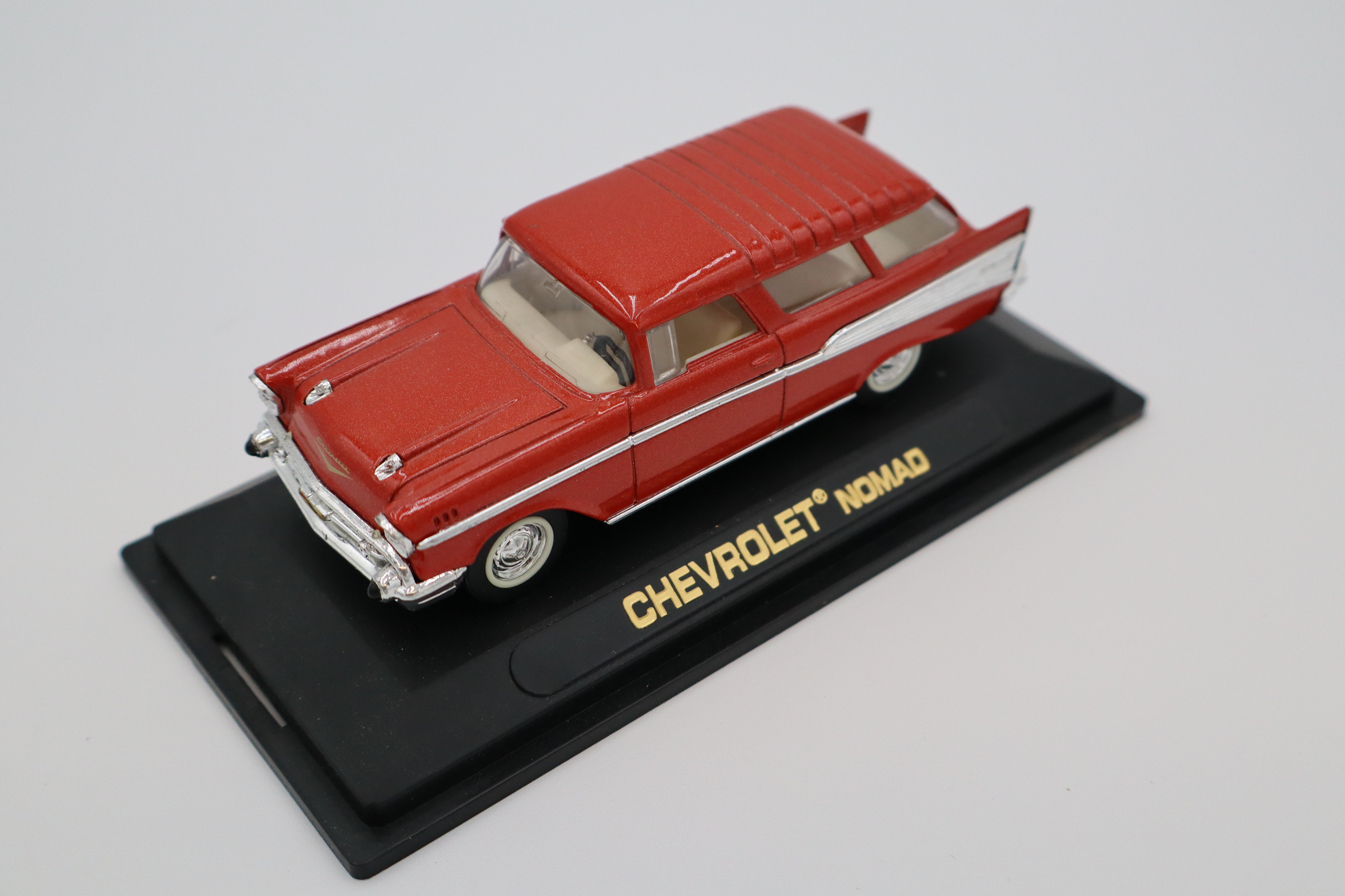 Yatming Chevrolet Nomad Station Wagon (RUST)-Second hand-M8310