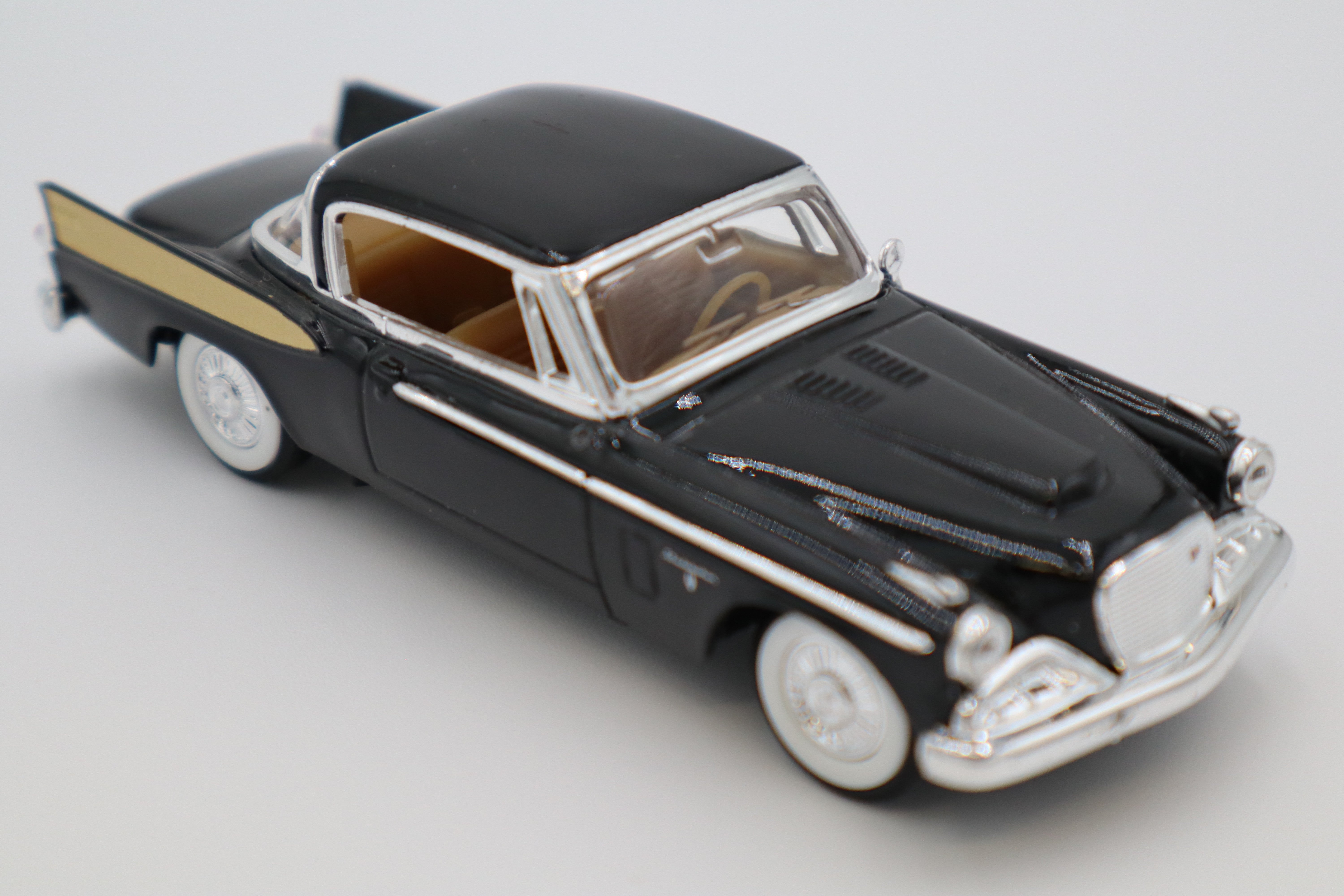 Yatming 1958 Studebaker Skylark Golden Hawk (Black)-Second hand-M8313