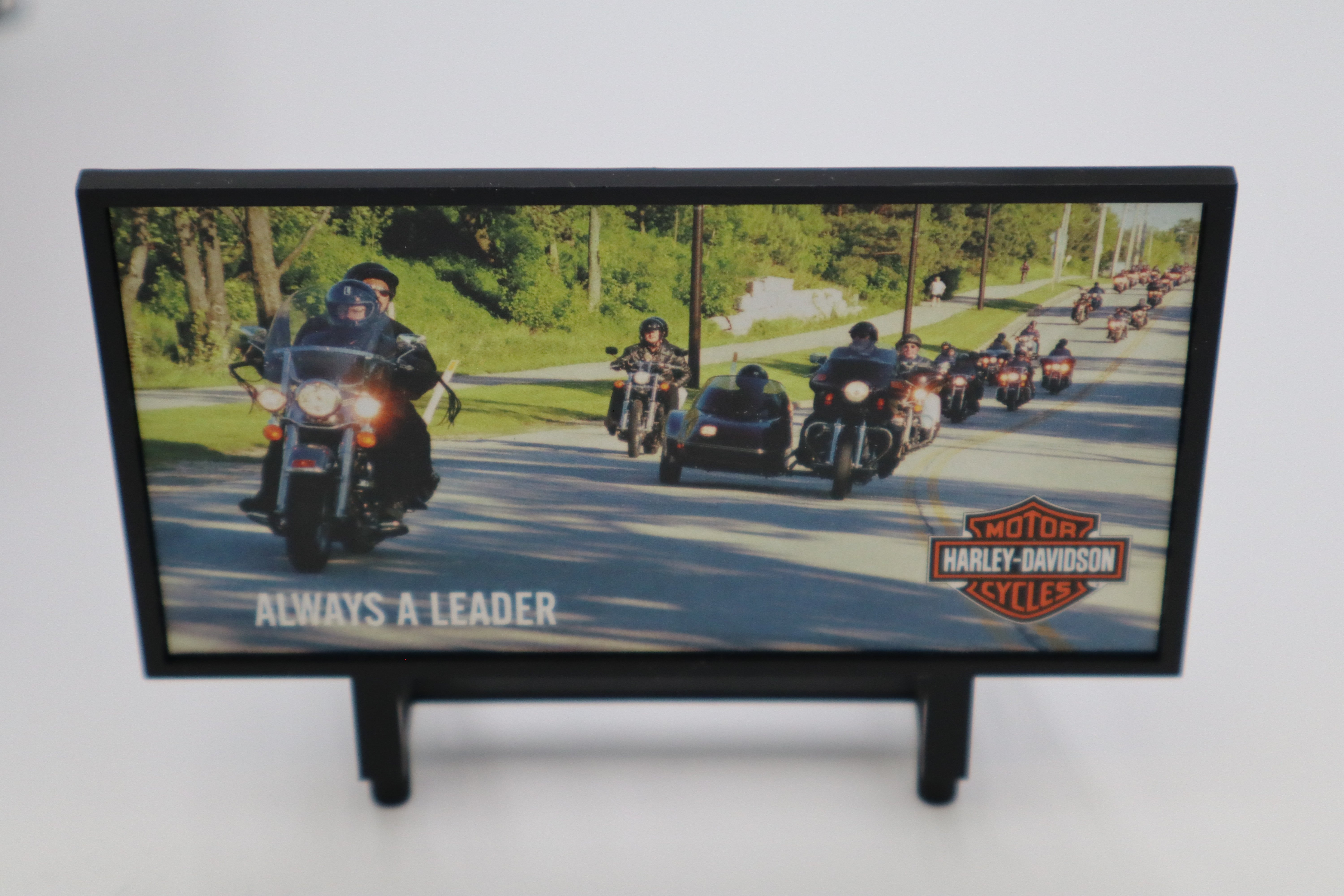 RK 30-90111 Harley Davidson Motorcycle Dealership-Second hand-M8315
