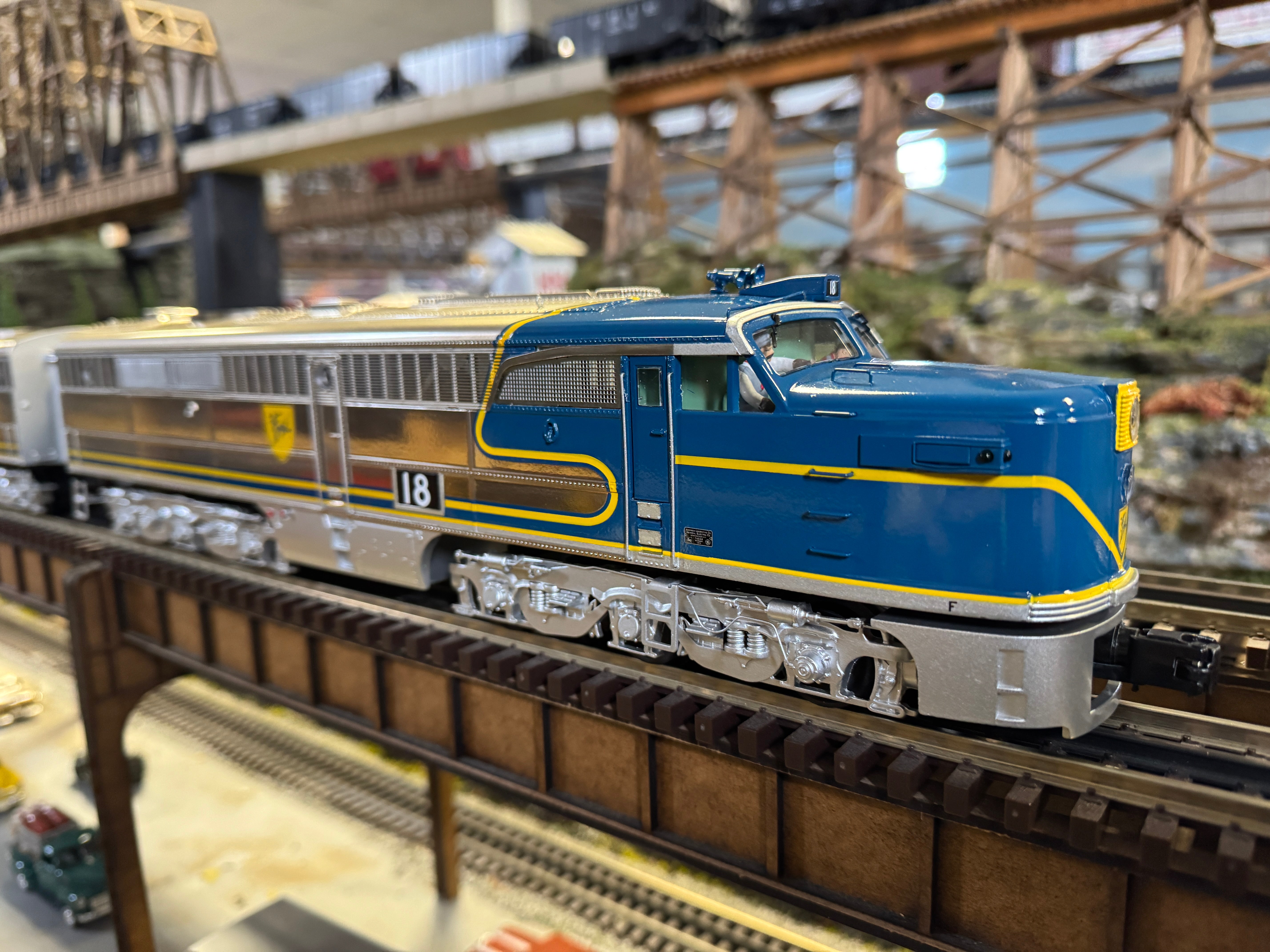 MTH 20-21871-4 - Alco PA A Unit Diesel Locomotive "Delaware & Hudson" #17 w/ PS3 (Non-Powered) Plated