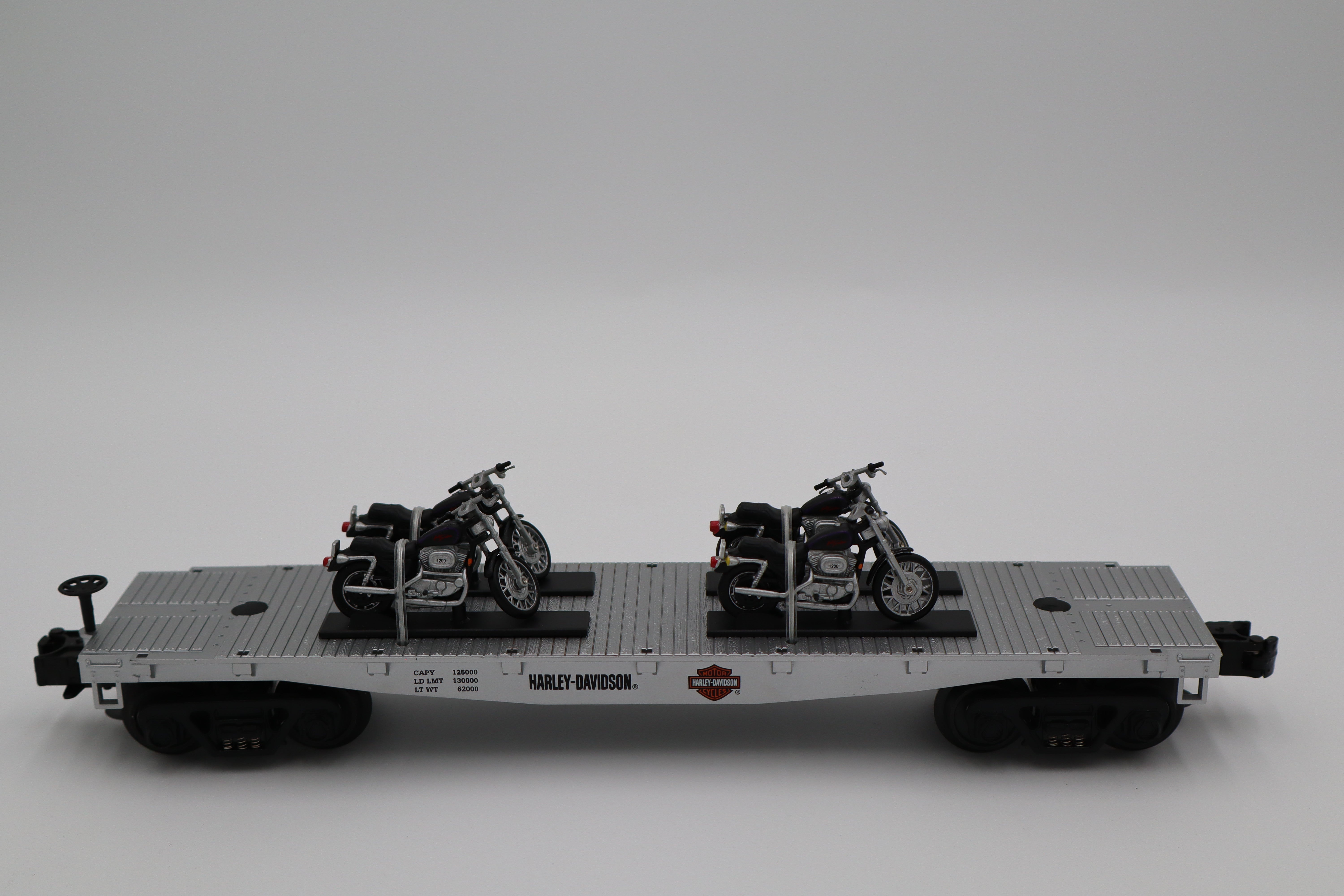 Rail King 30-76182 Harley Davidson Flat Car w/ 4 Sportster Motorcycles-Second hand-M8317