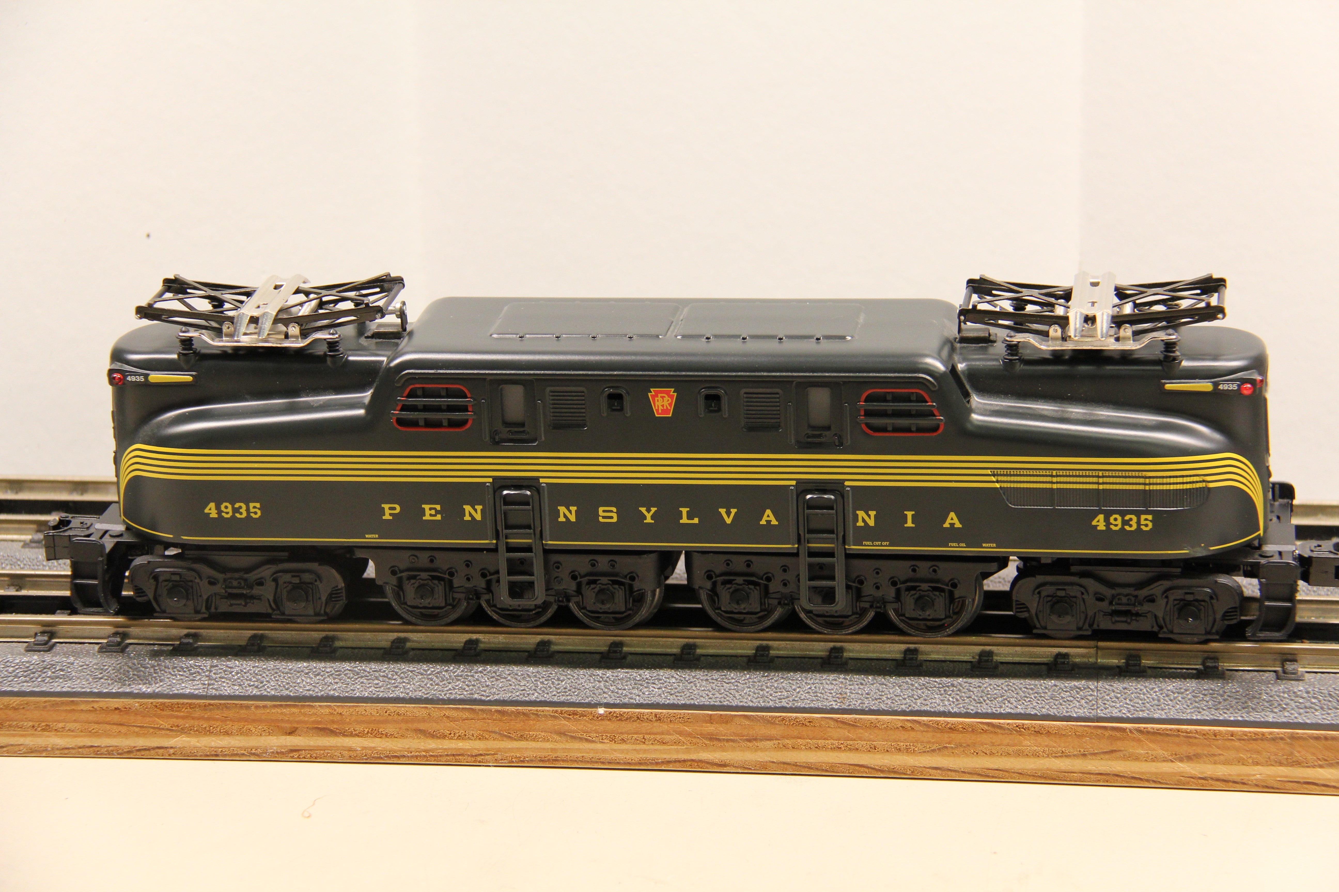 Lionel #2034010 Pennsylvania LionChief+2.0 GG1 #4935-Second hand-M5762