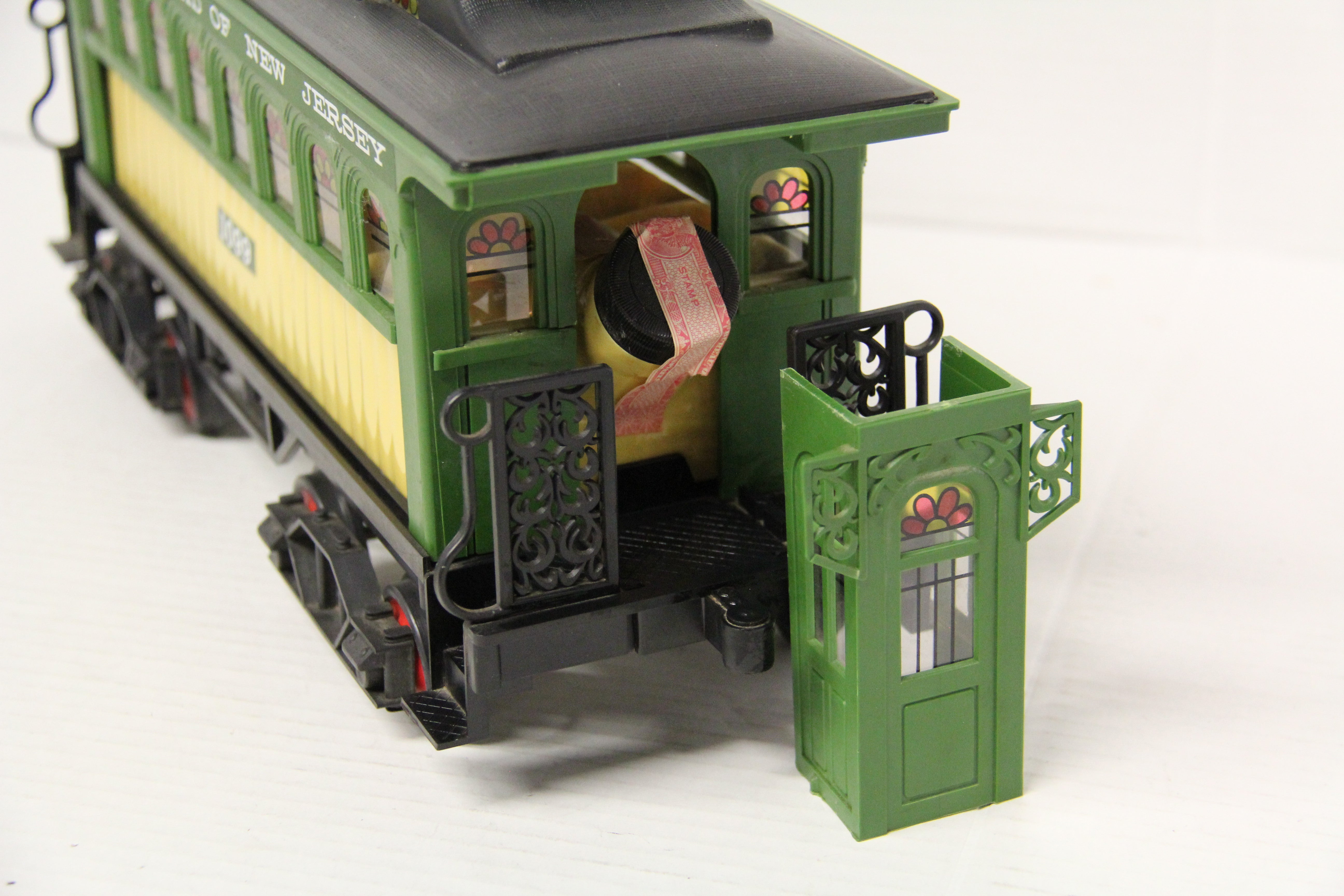 JIM BEAM  Central Railroad of New Jersey #1099 Passenger Car Decanter-Second hand-M7229