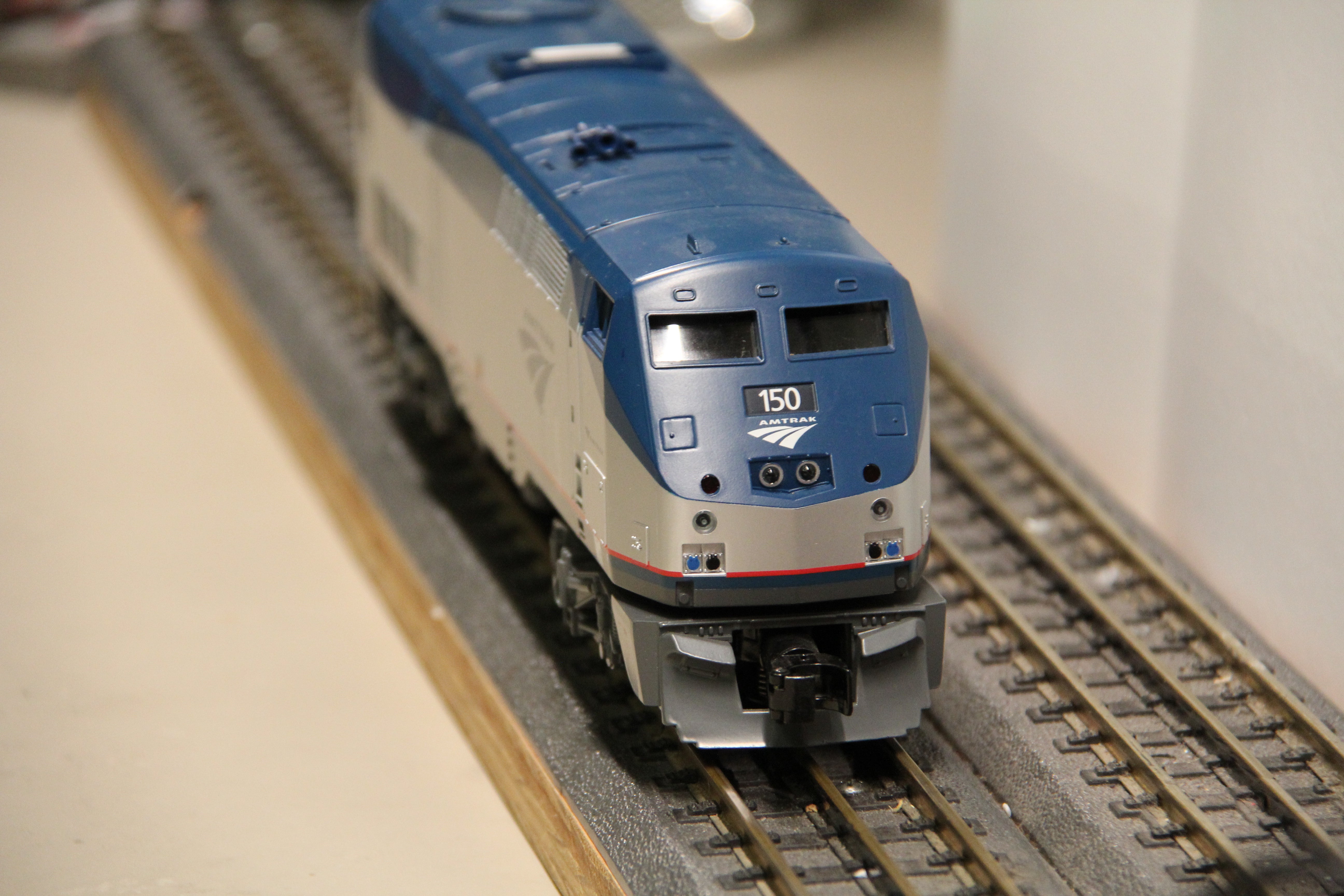 Lionel 2234050 Amtrak LionChief 2.0 Genesis #150-Second hand-M5851