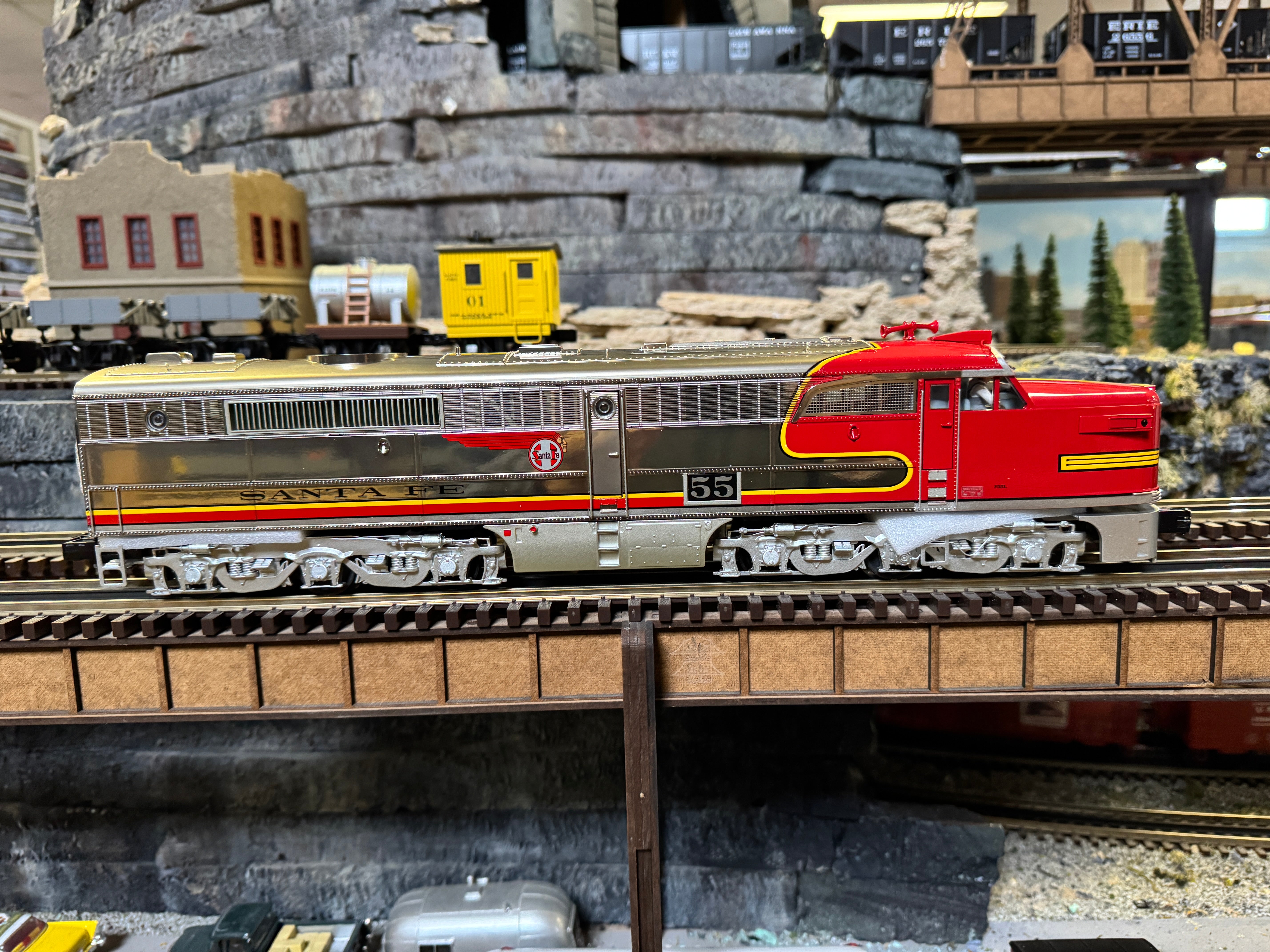 MTH 20-21873-1 - Alco PA A Unit Diesel Locomotive "Santa Fe" #55L w/ PS3 (Plated)