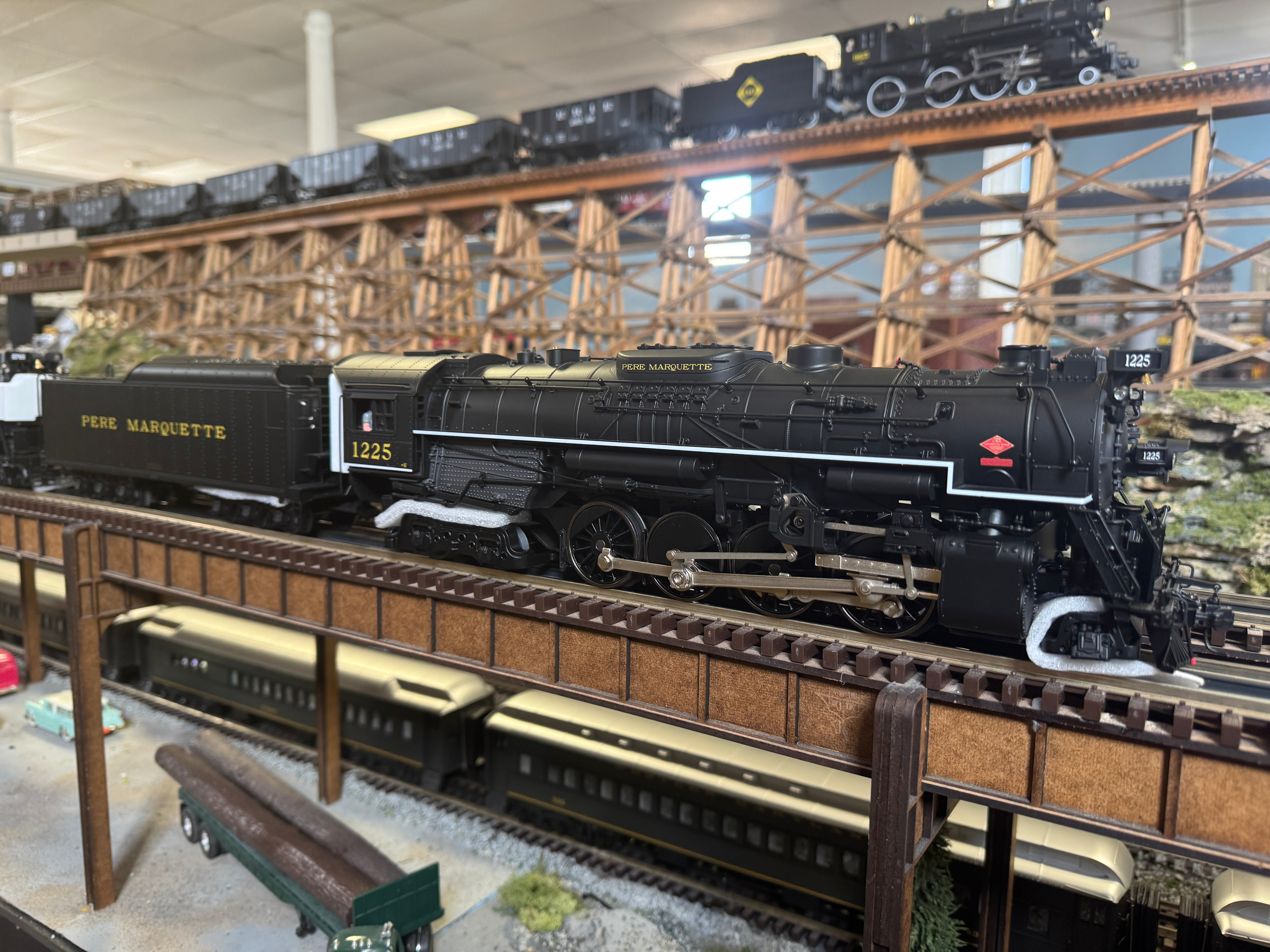 Lionel 2431540 - Legacy Berkshire Steam Locomotive "Pere Marquette" #1225