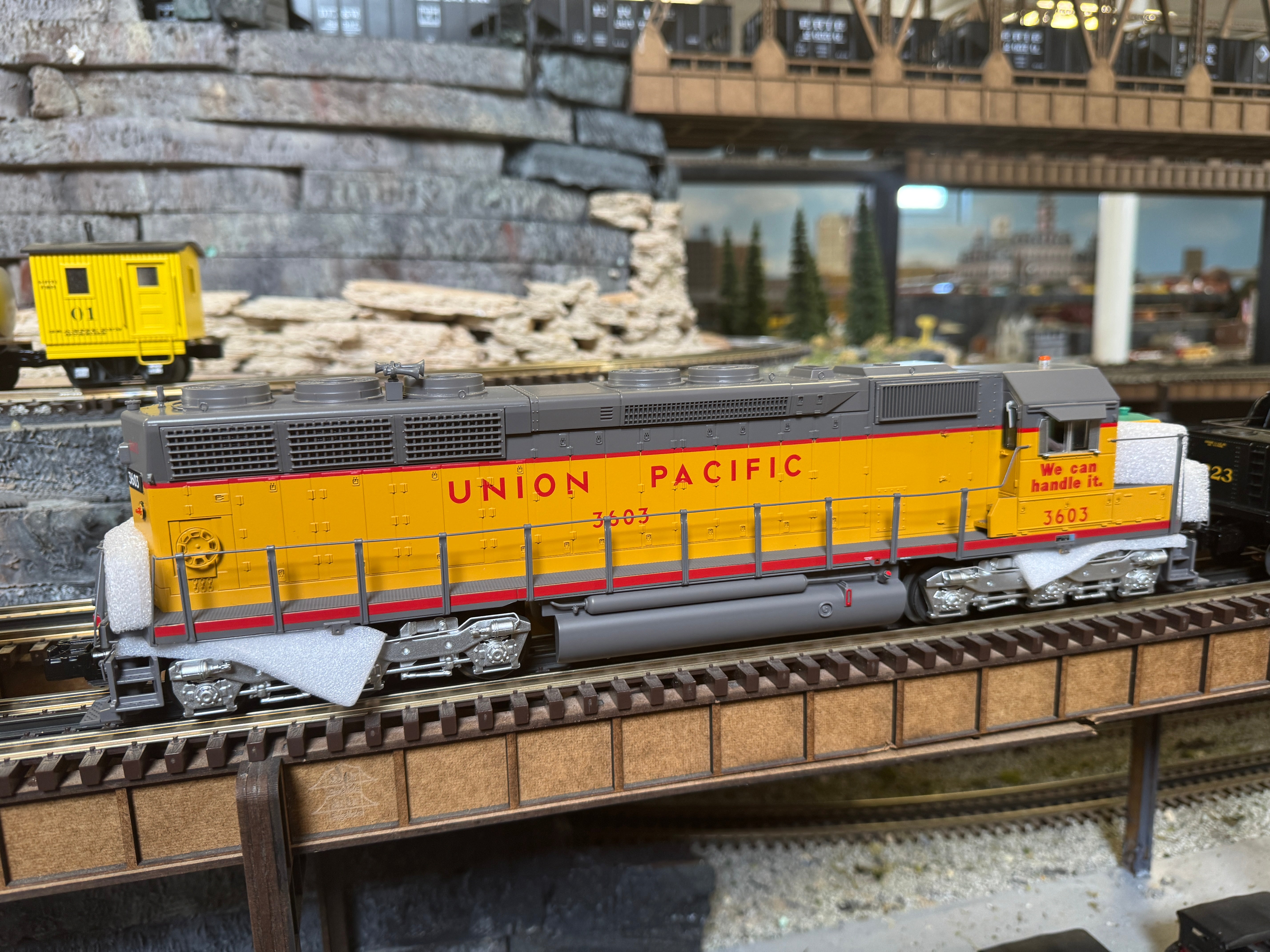 Atlas O 30138267 - Premier - SD45 Diesel Locomotive "Union Pacific" (We Can Handle It) #3603 w/ PS3