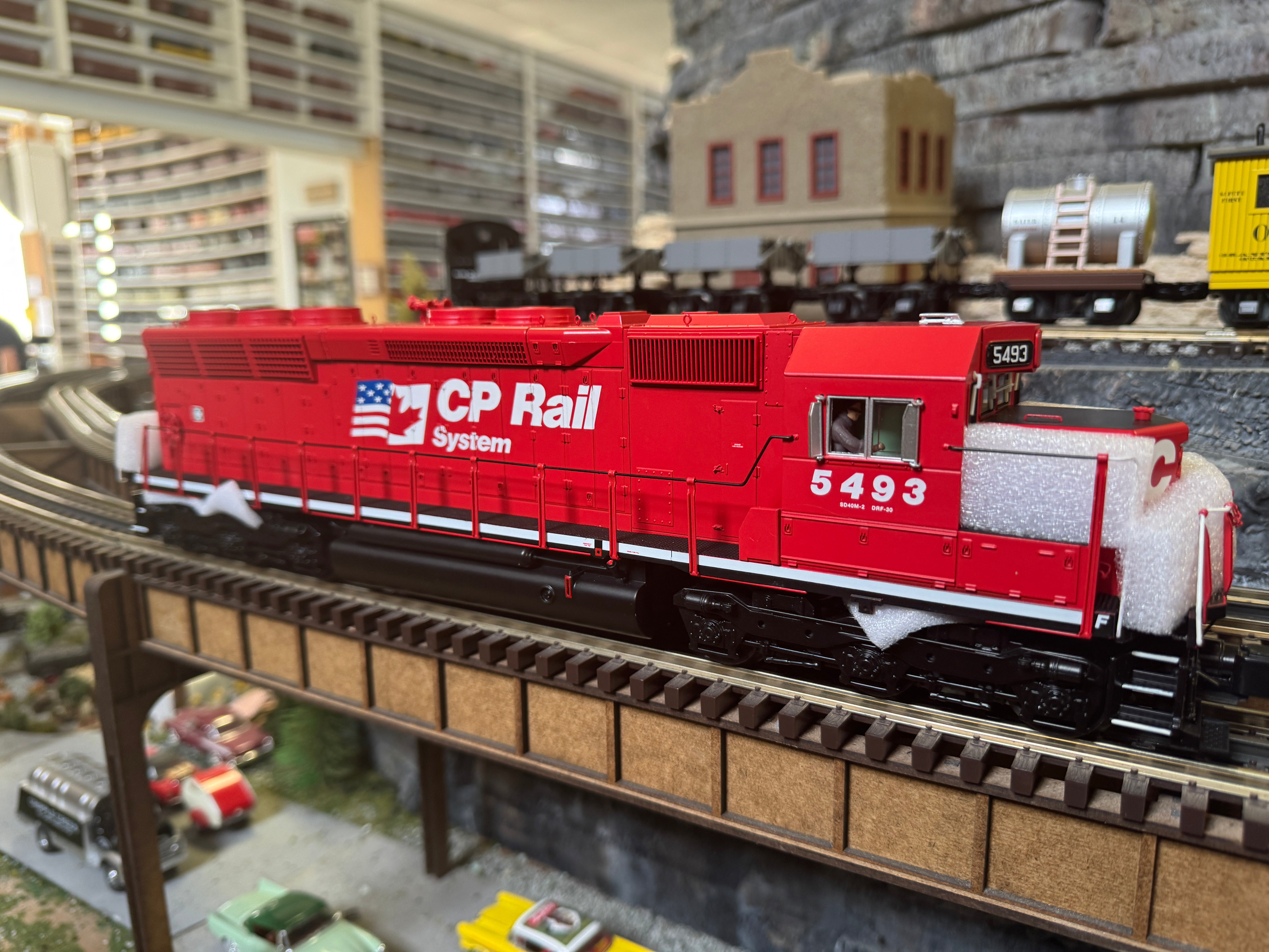 Atlas O 30138261 - Premier - SD45 Diesel Locomotive "CP Rail" (Dual Flags) #5493 w/ PS3