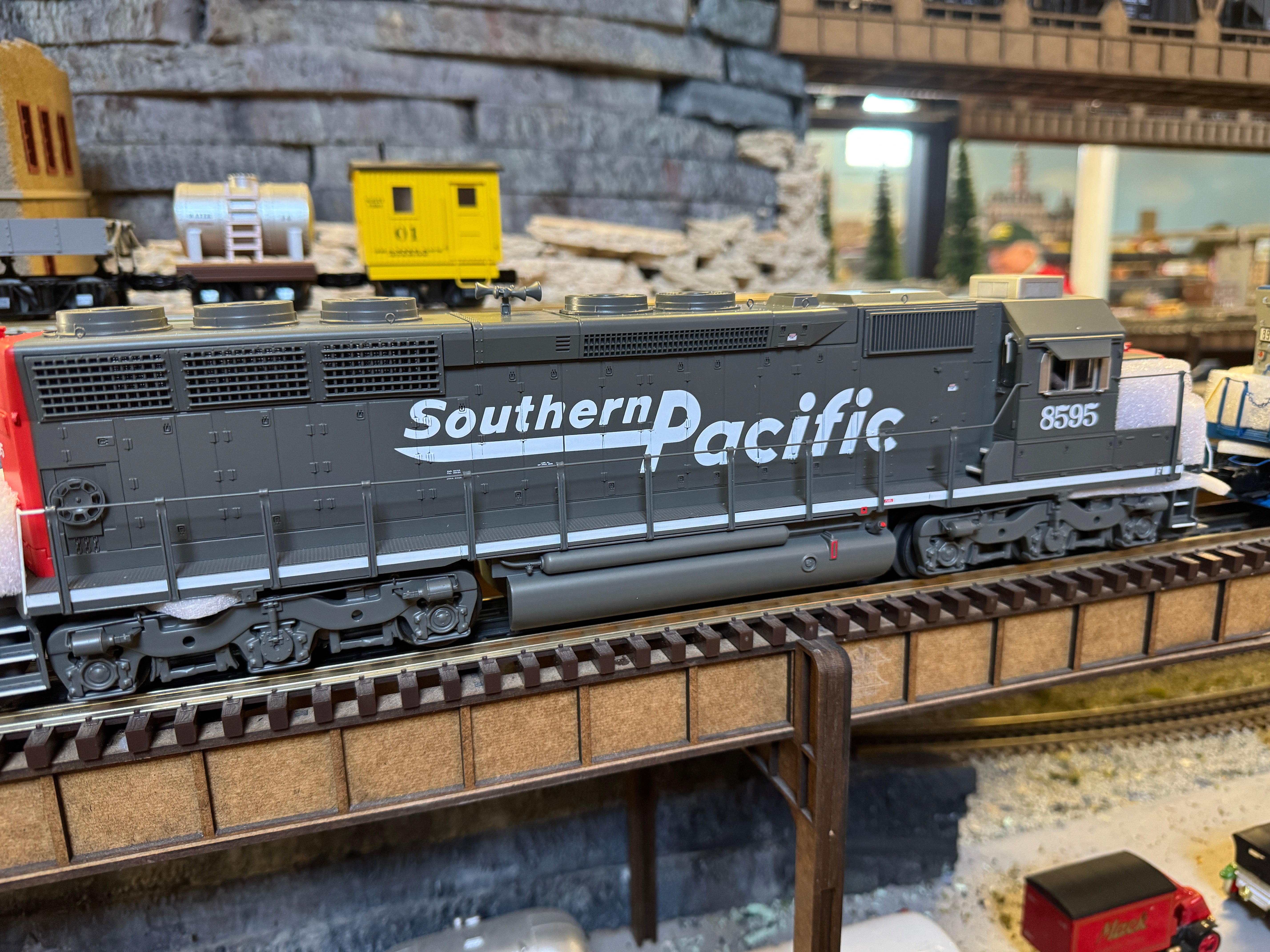 Atlas O 30138266 - Premier - SD45 Diesel Locomotive "Southern Pacific" (Speed Lettering) #8614 w/ PS3