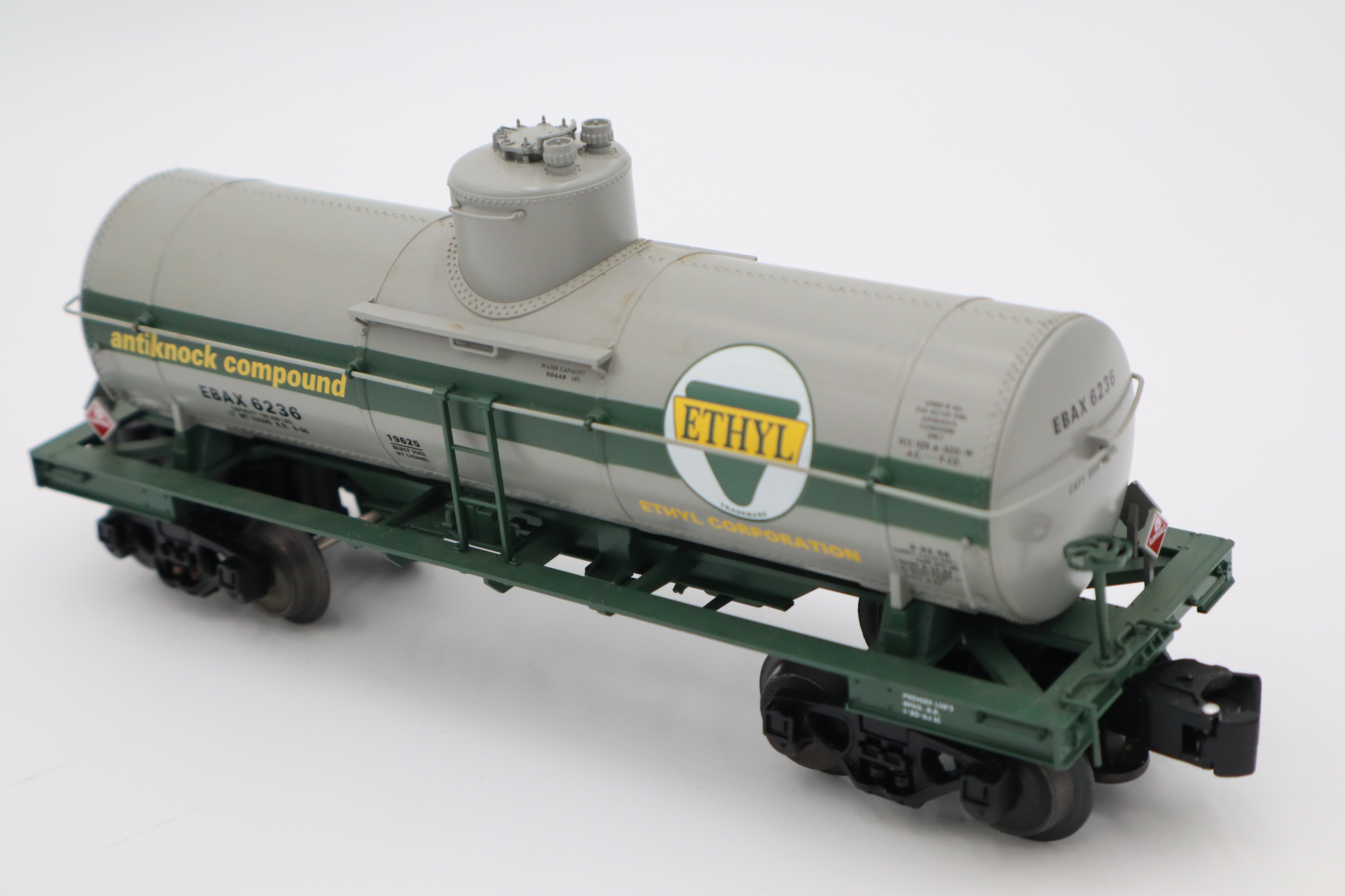 Lionel Ethyl Tank Car-Second hand-M8339
