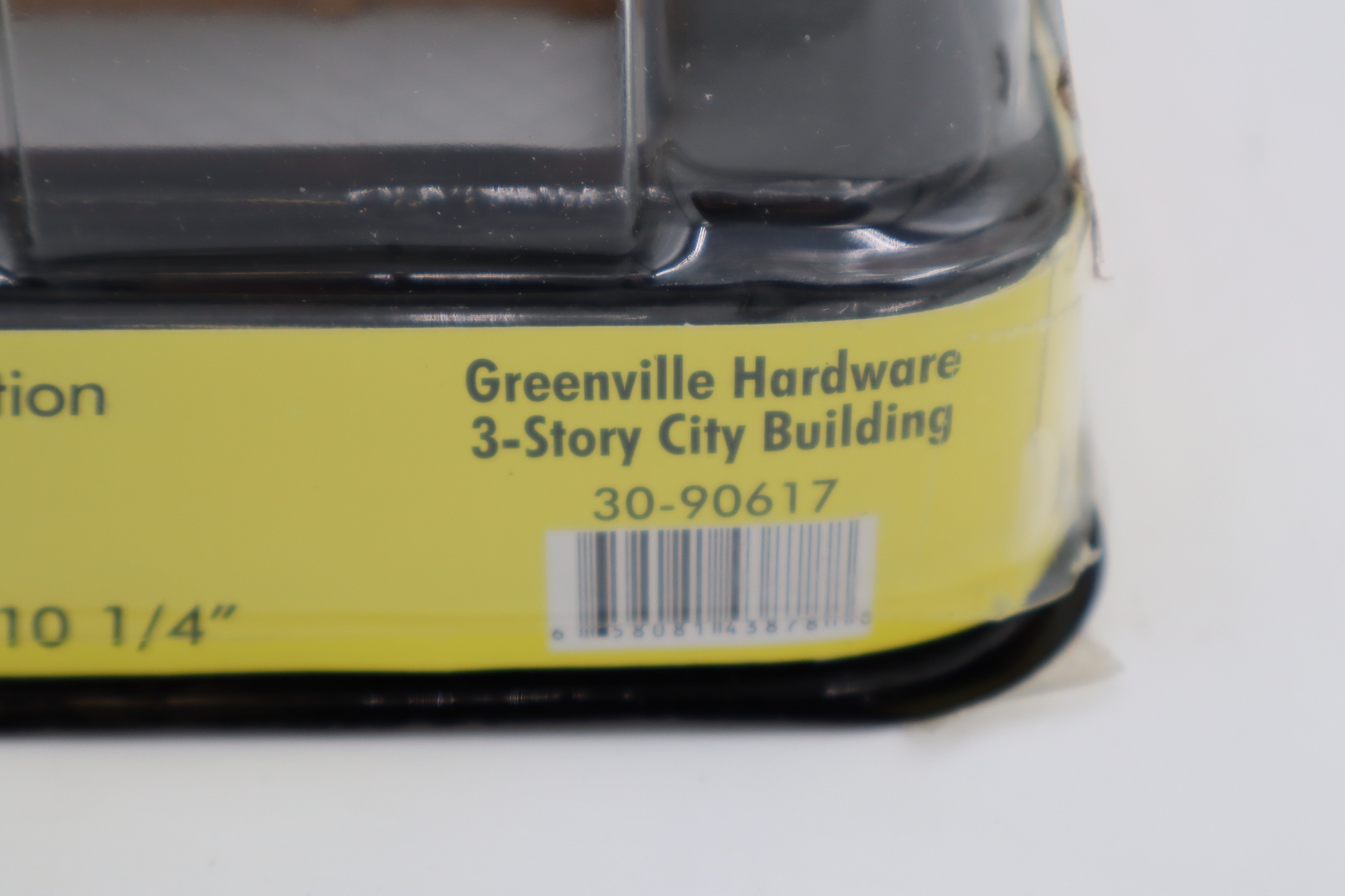 Rail King 30-90617 Greenville Hardware 3-Story City Building-Second hand-M8467