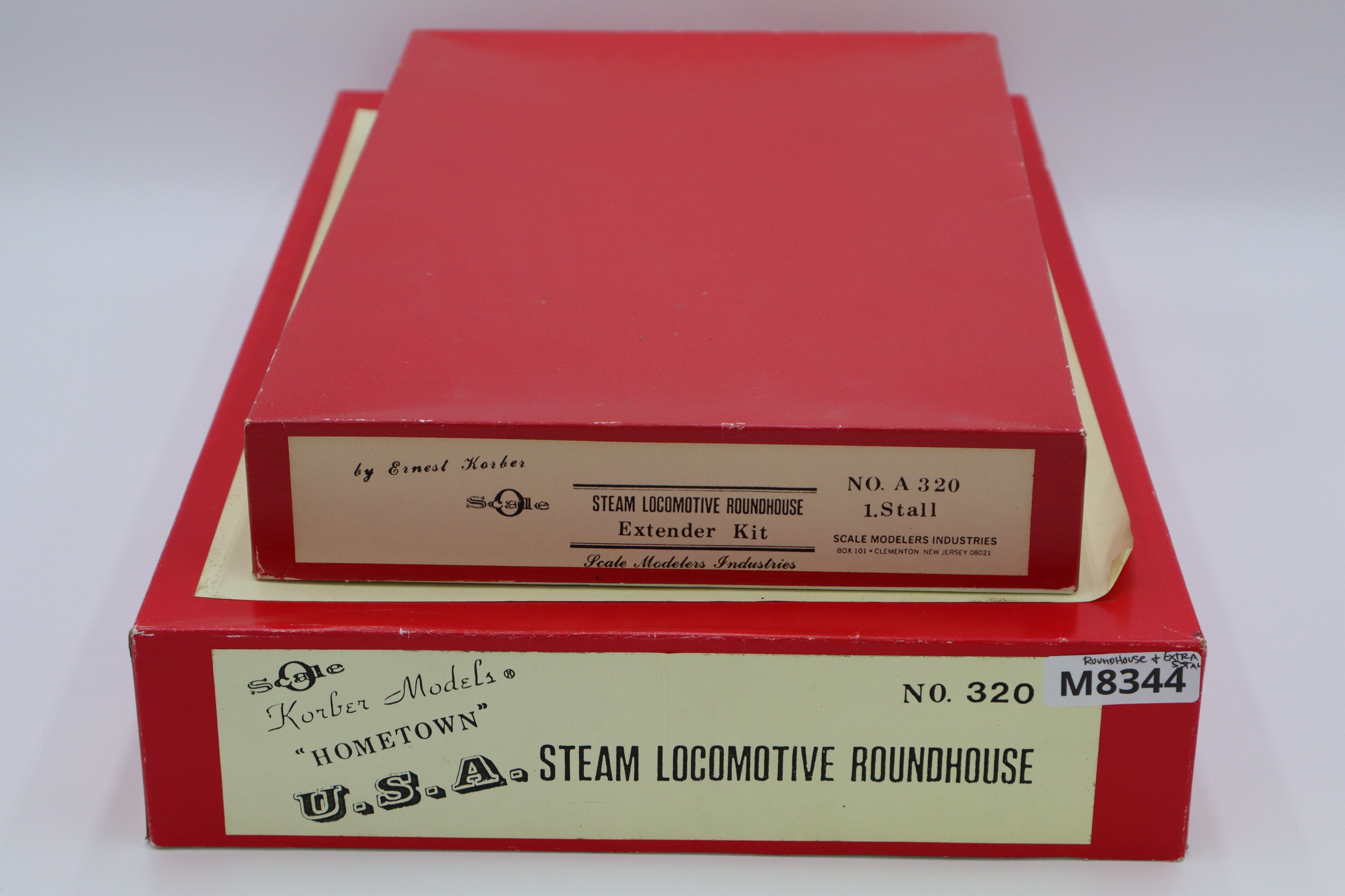 Original Korber #320 Steam Locomotive Roundhouse & #320A Extra Stall Kit-Second hand-M8344