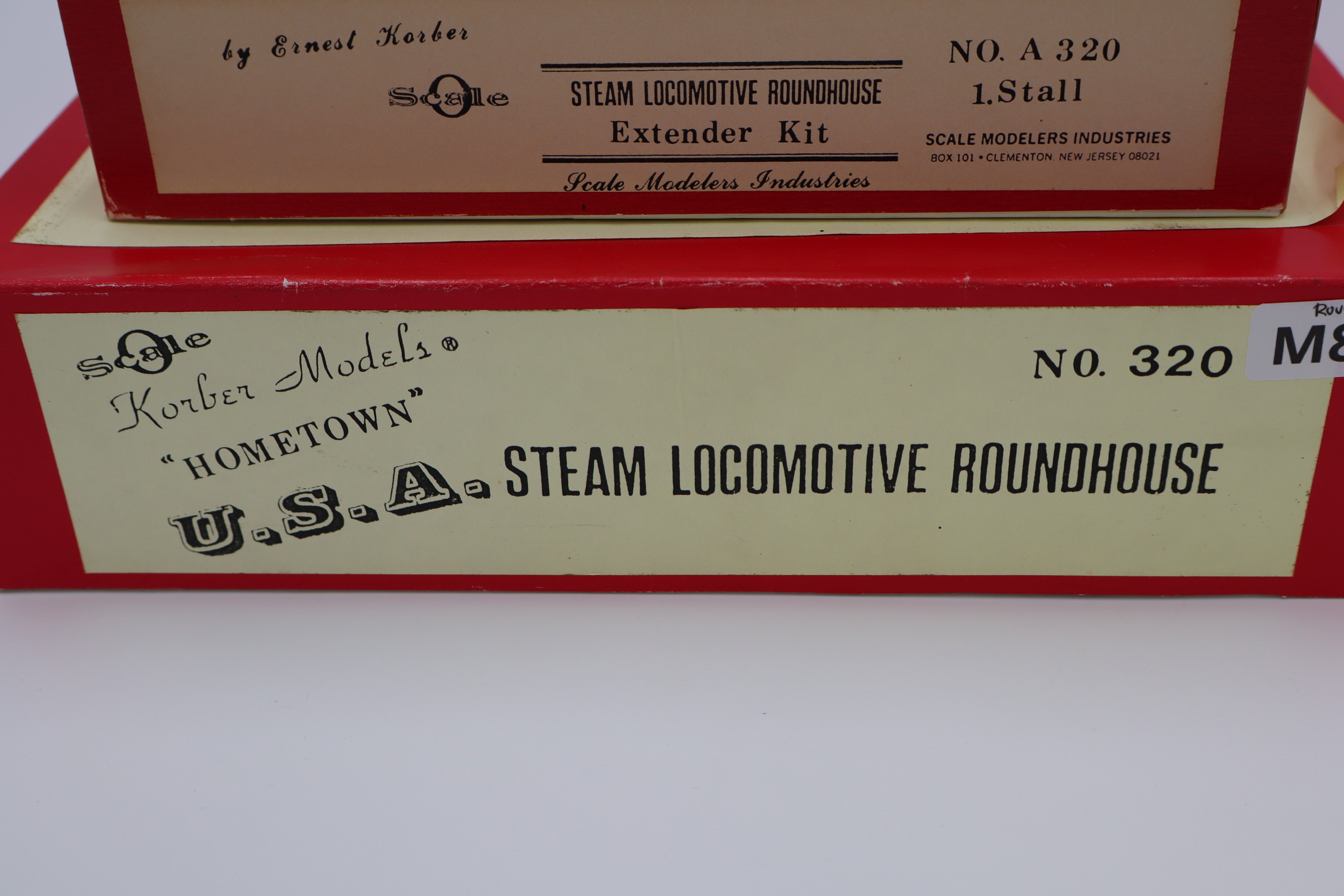 Original Korber #320 Steam Locomotive Roundhouse & #320A Extra Stall Kit-Second hand-M8344