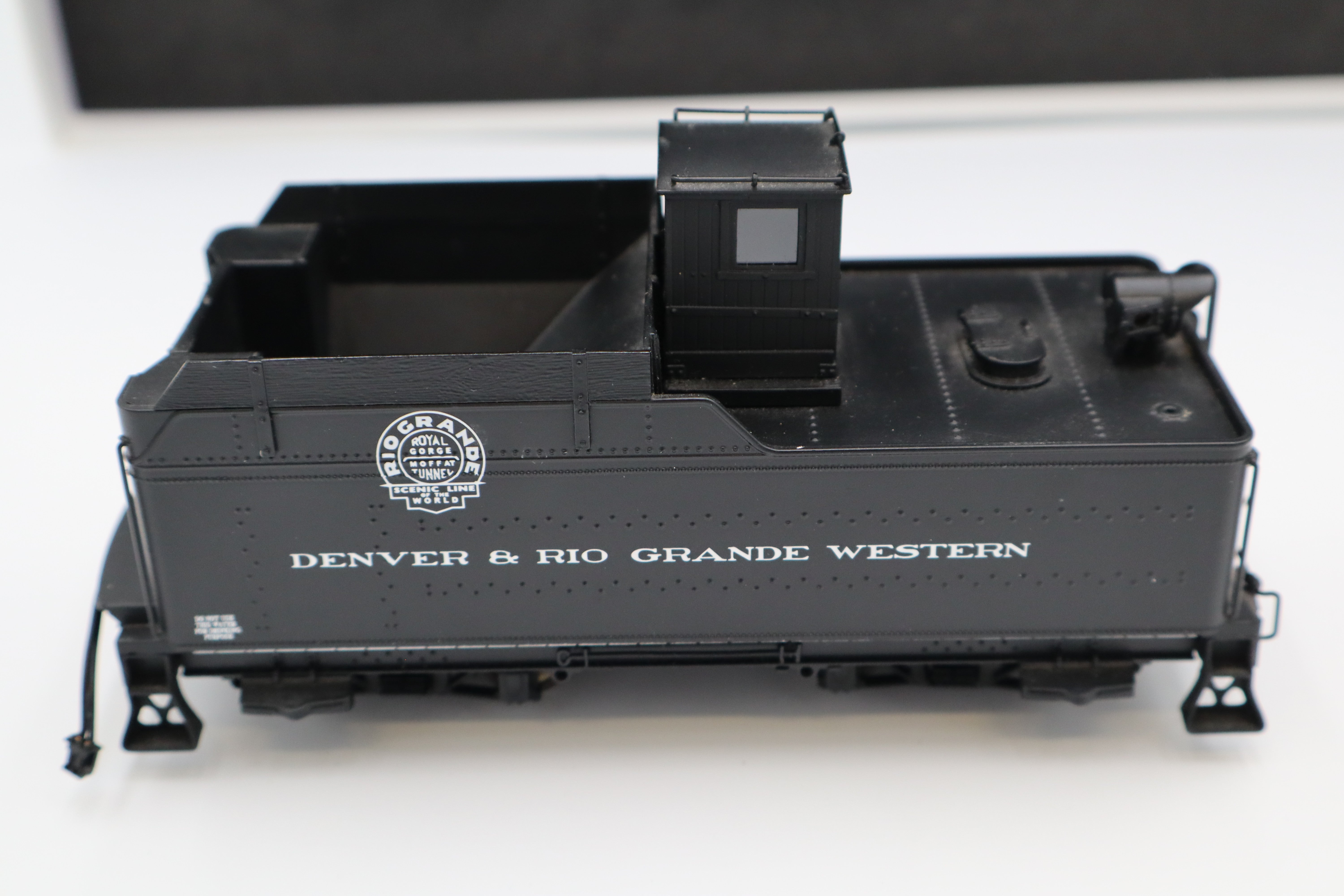Mountain Model Imports #DC1027-9  Denver & Rio Grande Mikado Steam Locomotive and Tender K-28 2-8-2 Factory Painted #478-Second hand-M8345