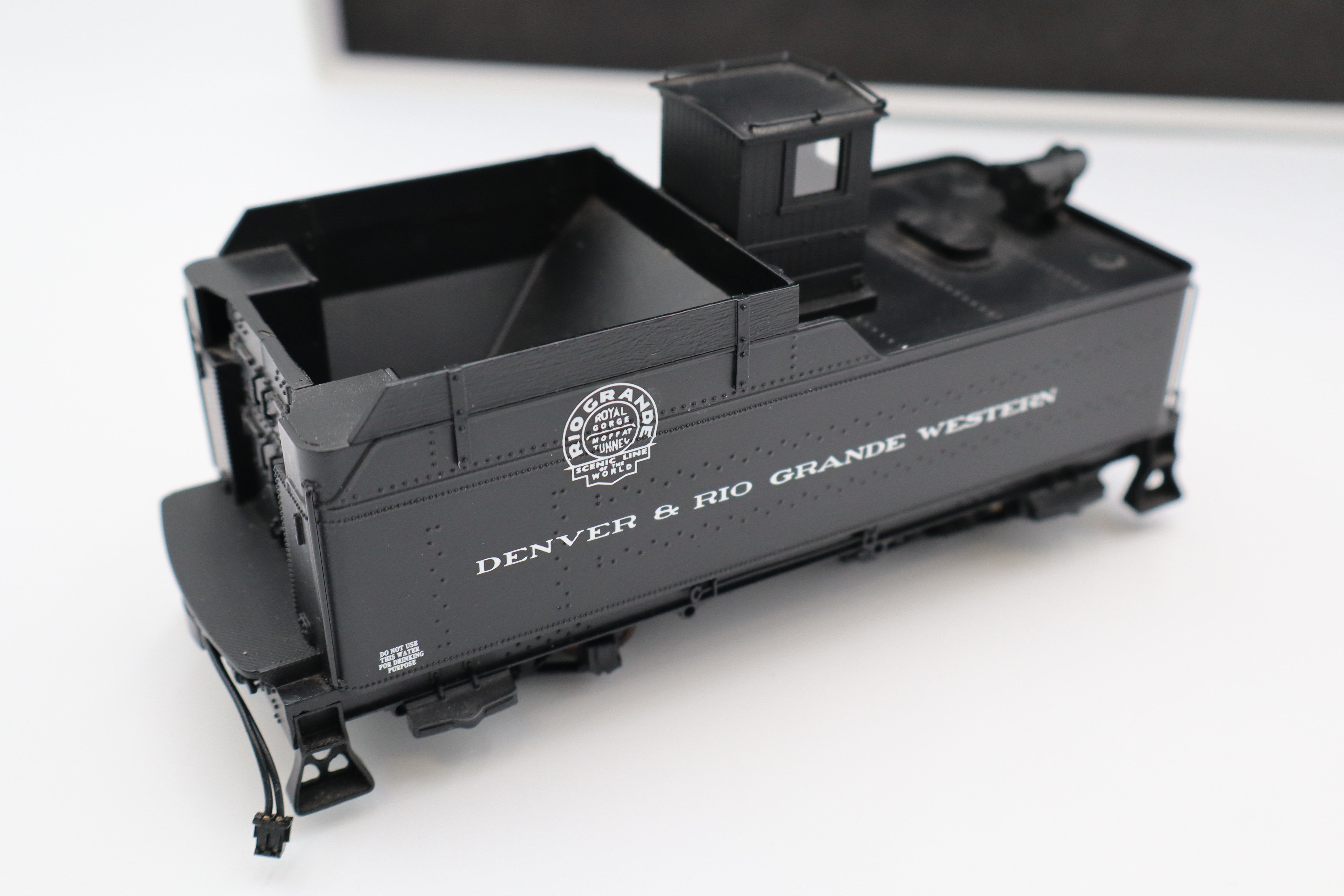Mountain Model Imports #DC1027-9  Denver & Rio Grande Mikado Steam Locomotive and Tender K-28 2-8-2 Factory Painted #478-Second hand-M8345