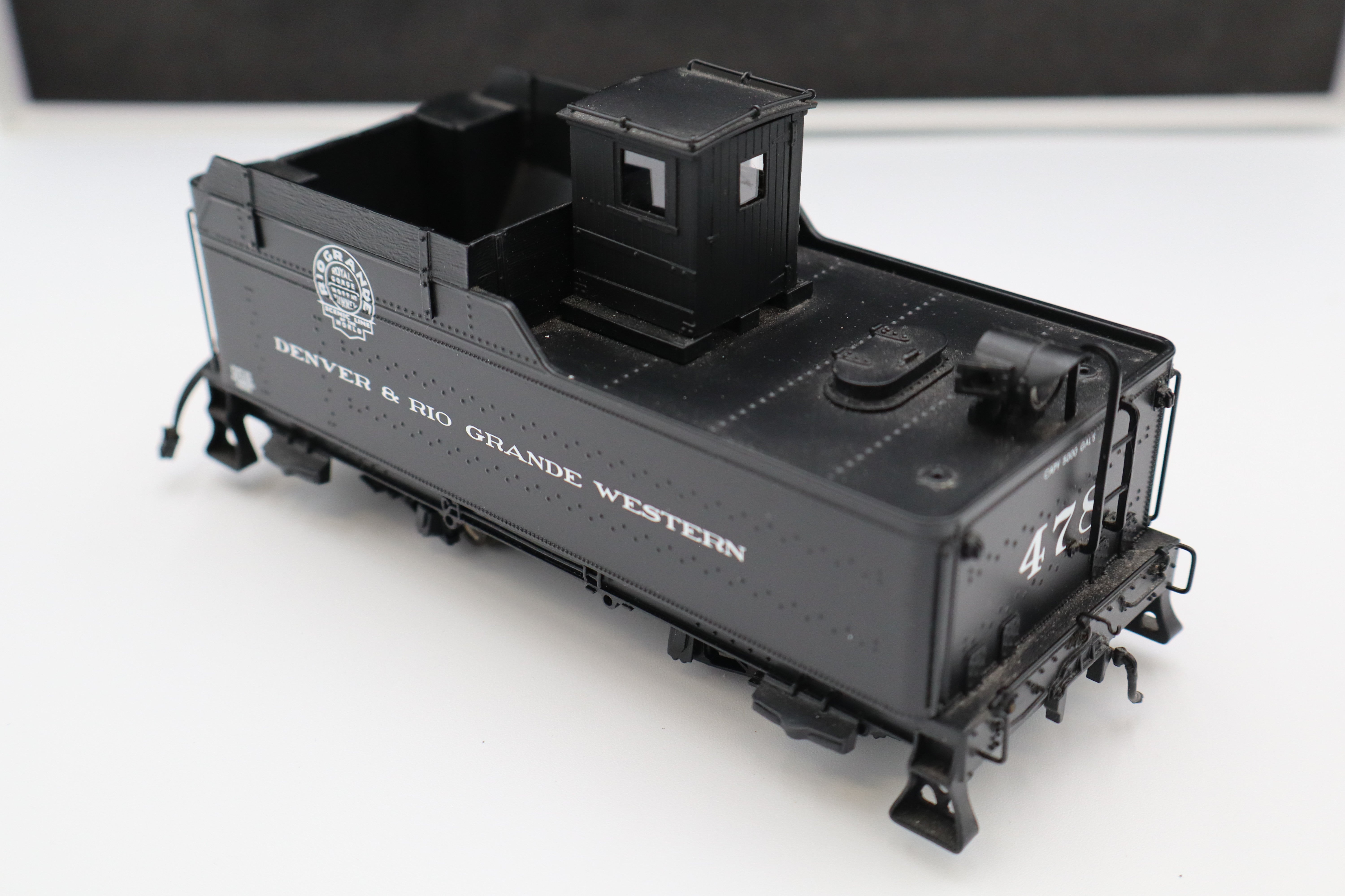 Mountain Model Imports #DC1027-9  Denver & Rio Grande Mikado Steam Locomotive and Tender K-28 2-8-2 Factory Painted #478-Second hand-M8345