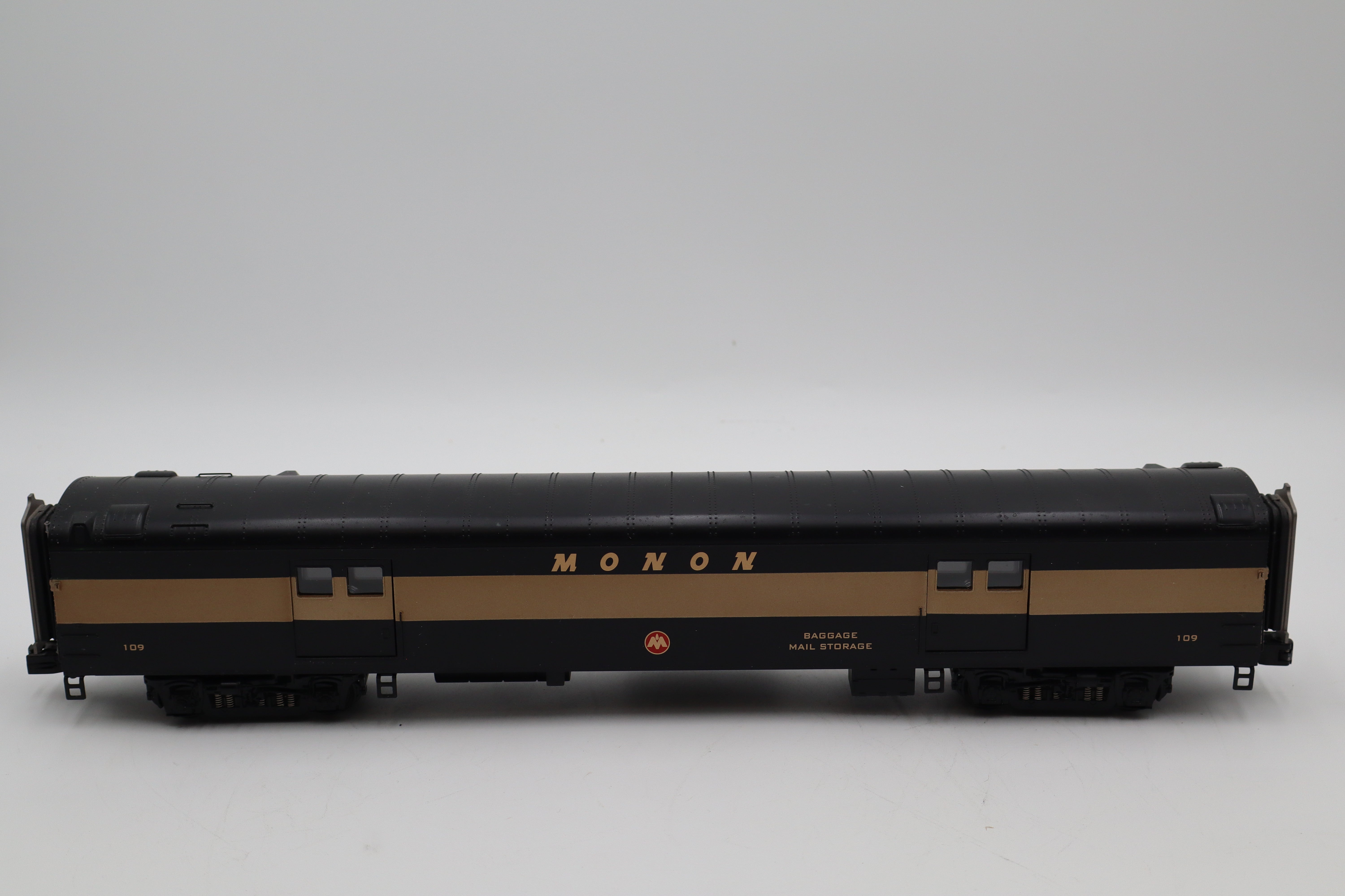 MTH 20-64136 Monon 4-Car 70' Streamlined Pass Set-Smooth-Second hand-M8475