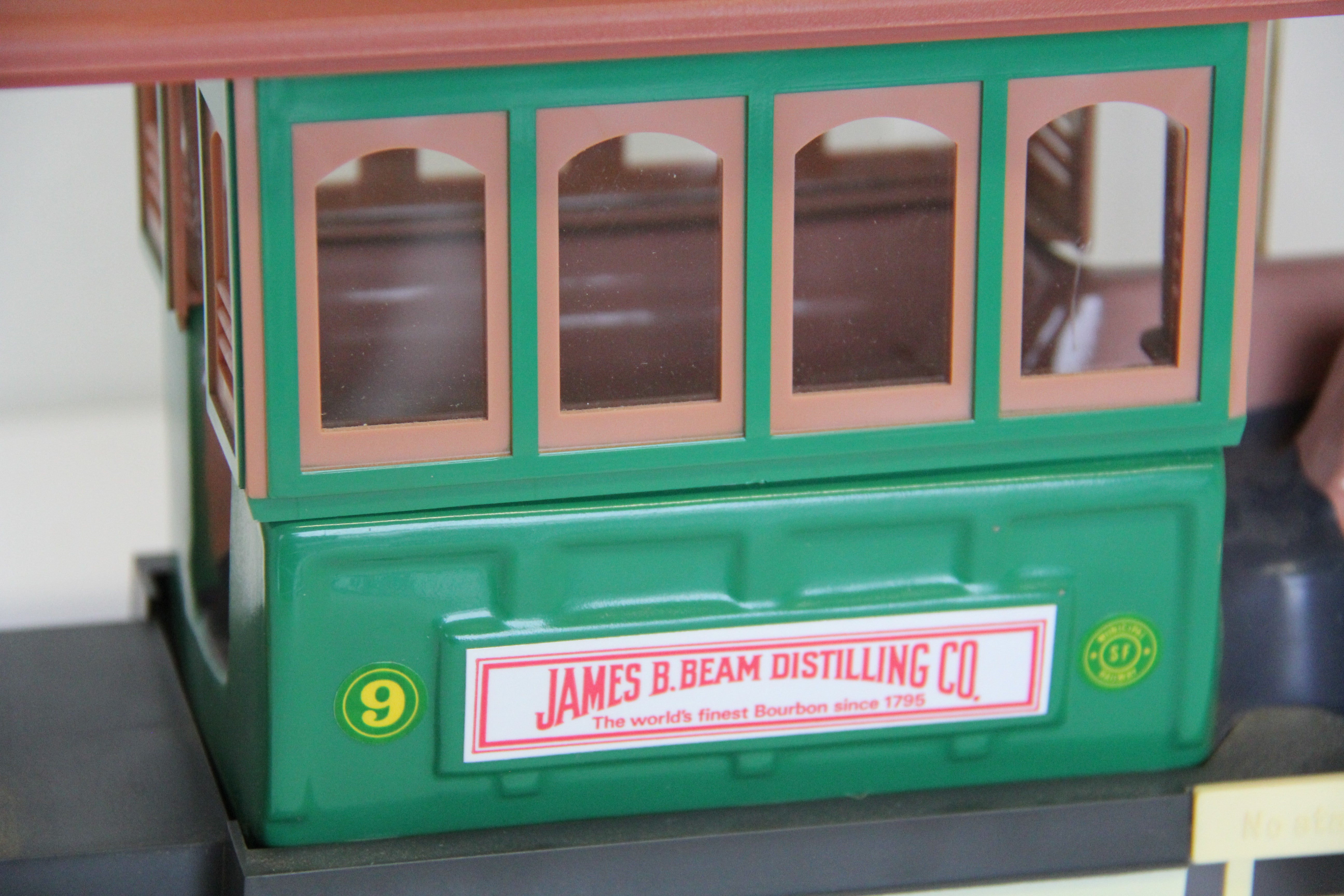 JIM BEAM Powell & Hyde Sts. #9 Trolley Car Decanter-Second hand-M7236