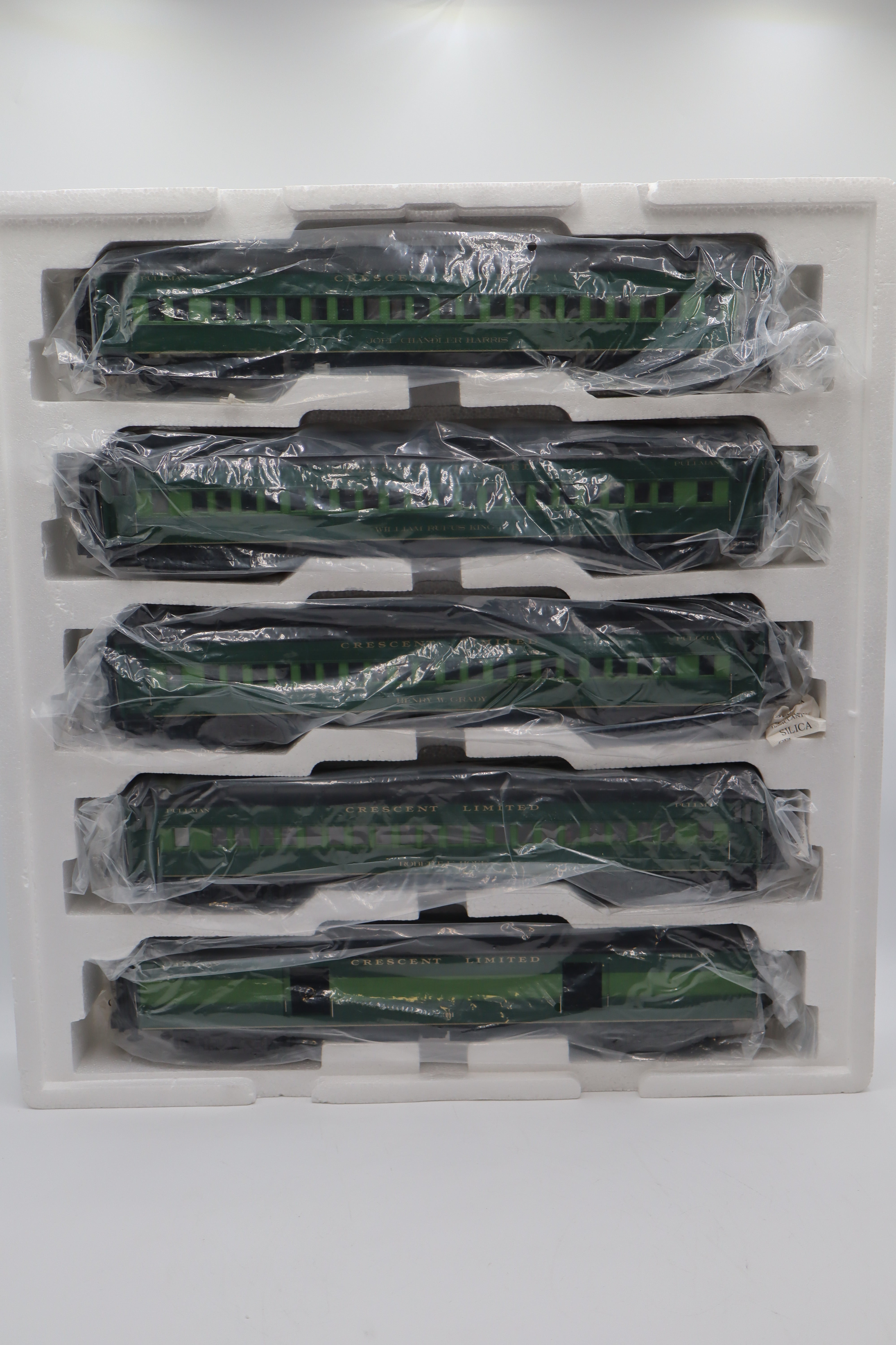 MTH 20-4053 Southern 5 Car 70' Madison Pass Set-Second hand-M8477