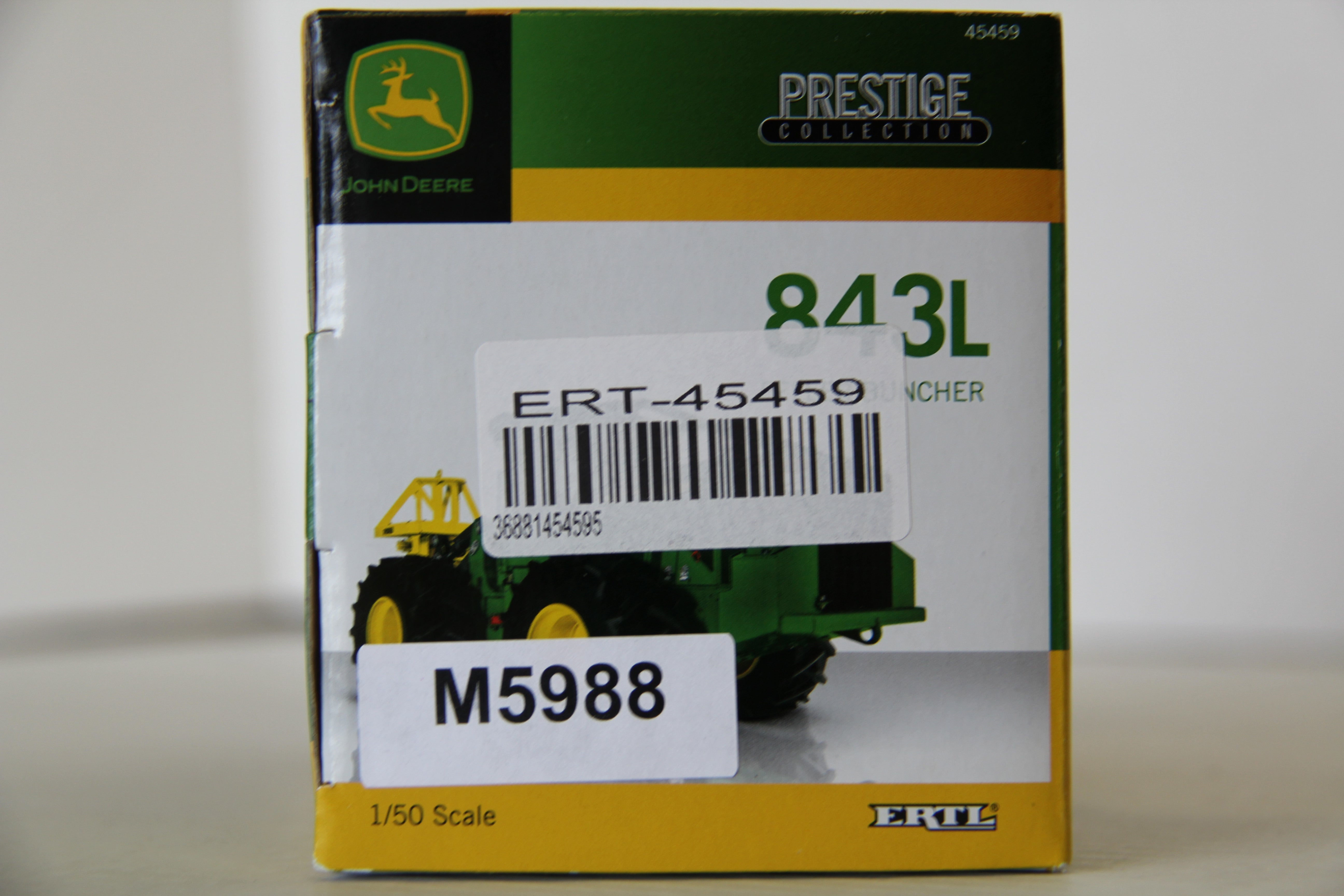 Prestige Collection #45459 Ertl John Deere 843L Feller Buncher-1:50 Scale Diecast-Second hand-M5988
