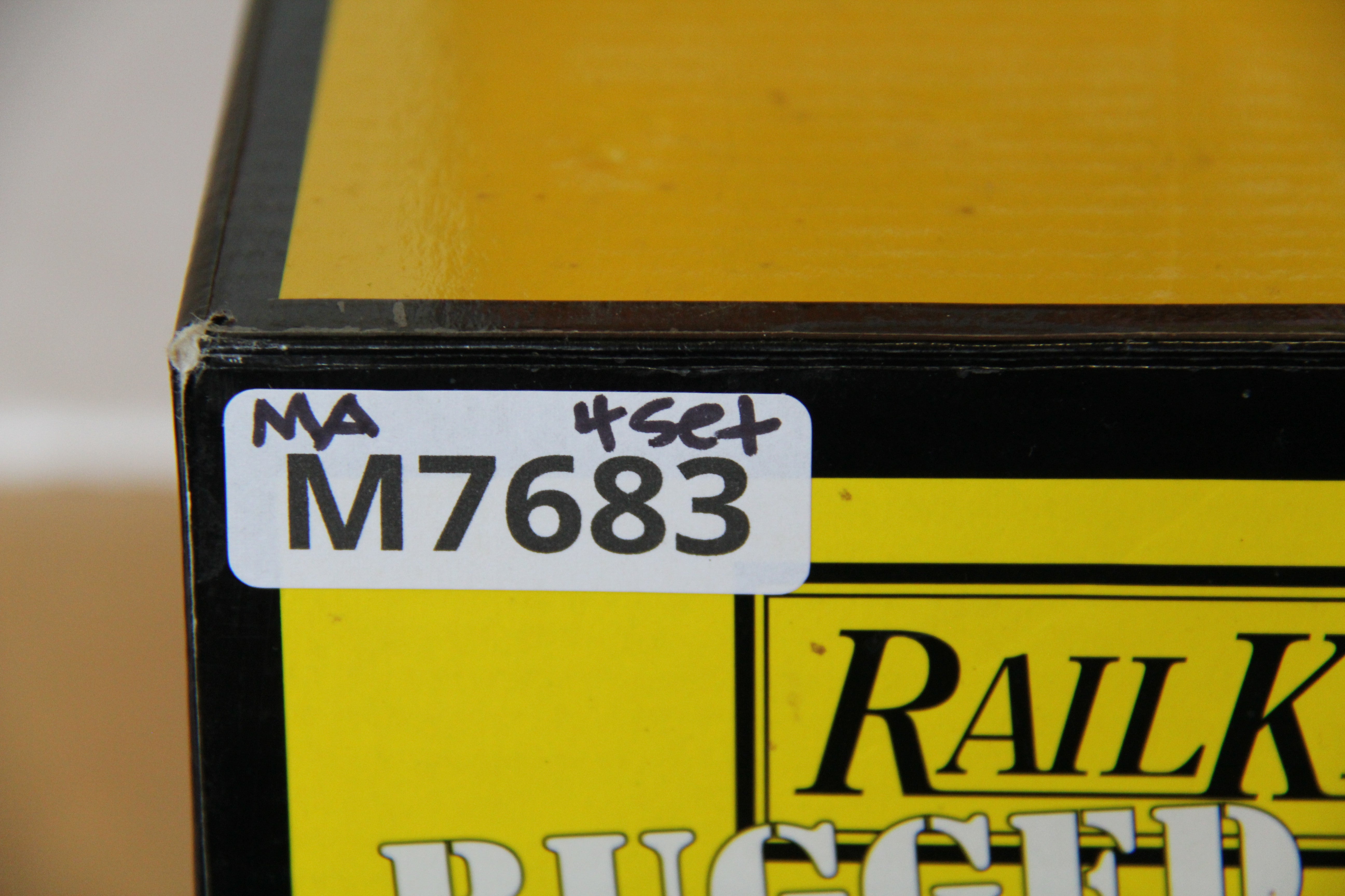 027 Rail King Rugged Rails 30-4139-1E Chessie 2-8-0 Steam Engine & 3 Passenger Cars RK 30-4139A, B, C-Second hand-M7683